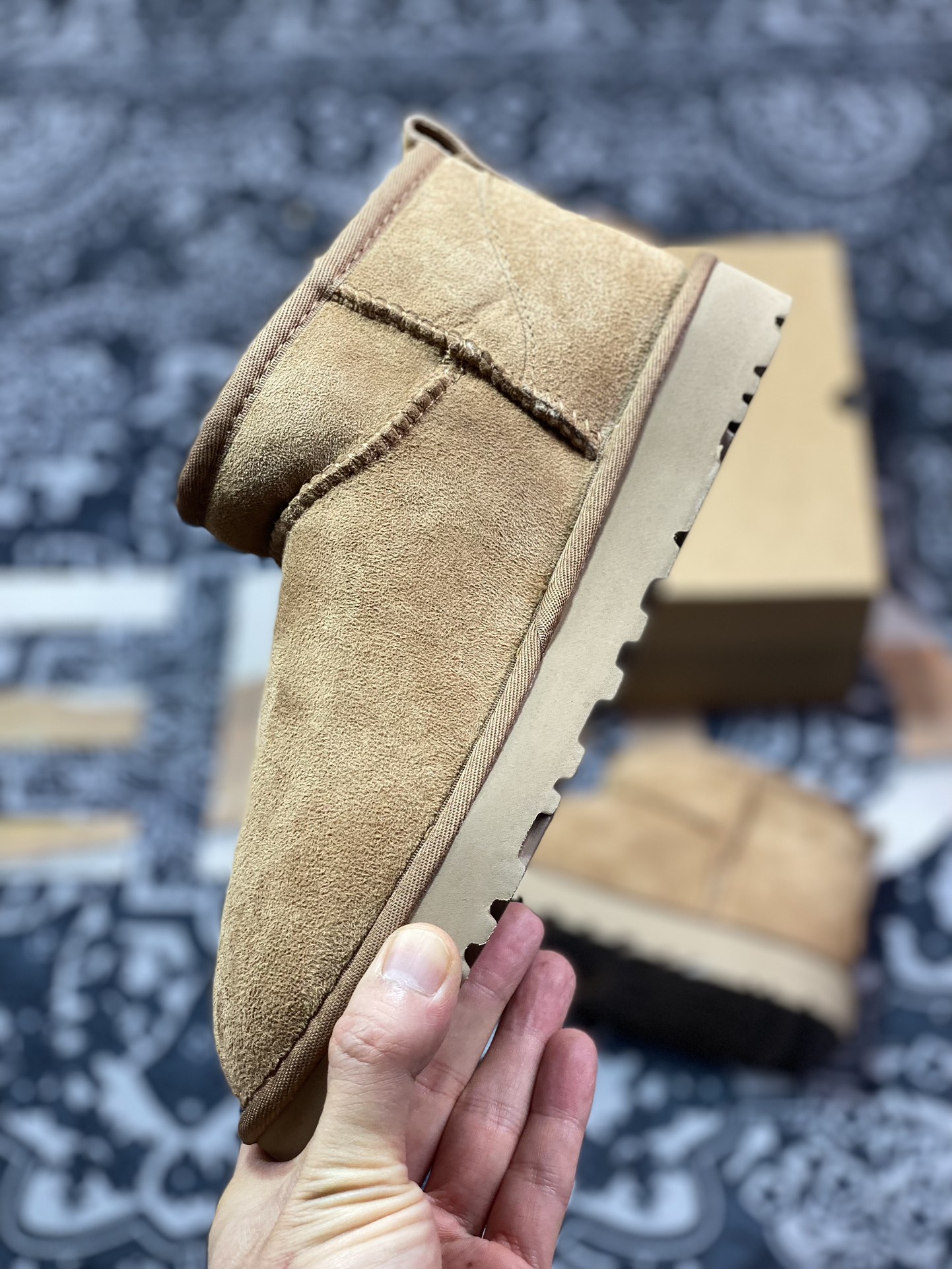 美国轻奢品牌UGG W Classic Mini II 经典迷你2.0系列短筒休闲百搭短靴“栗子棕加绒”1016222-CHE