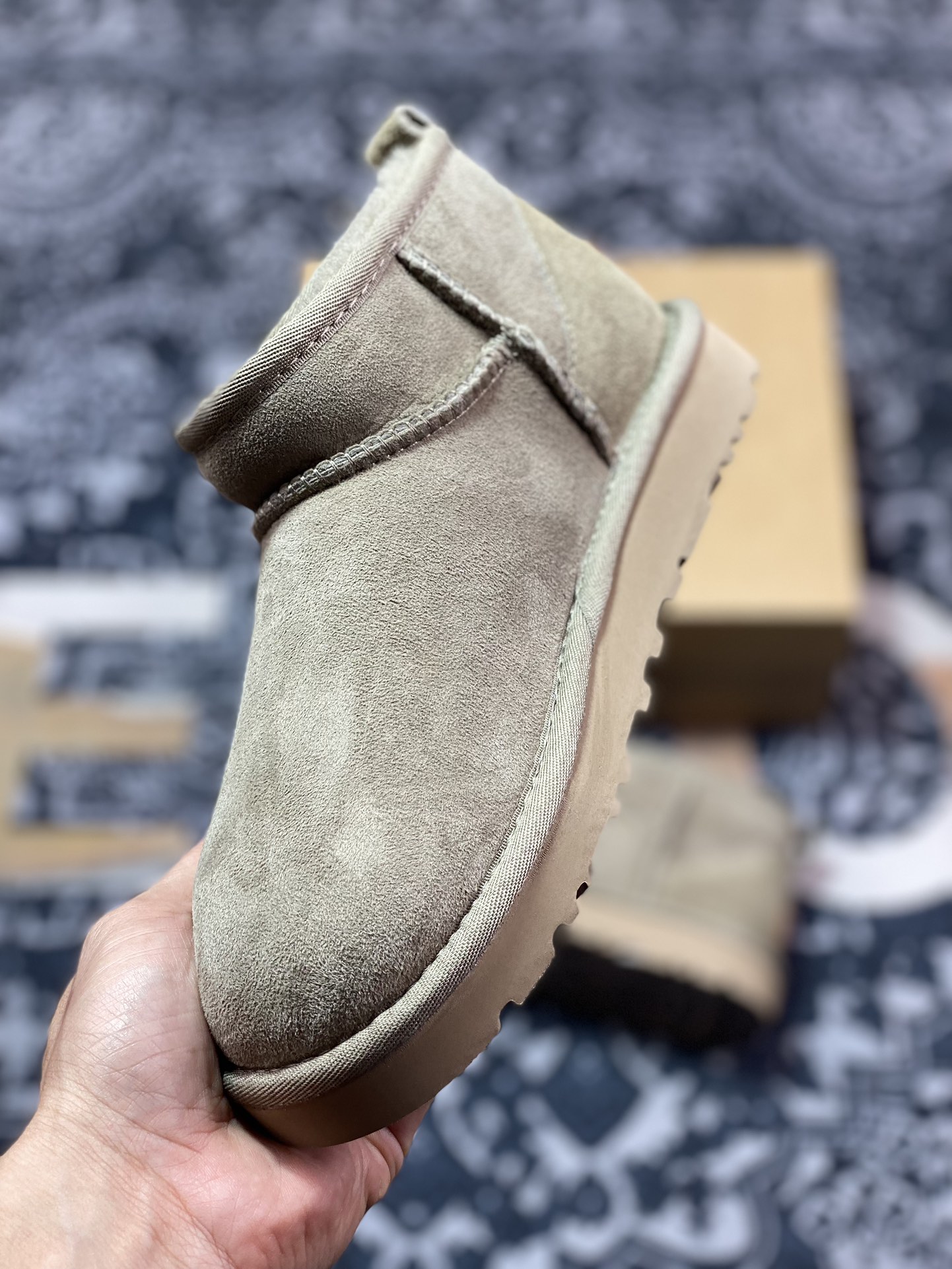 轻奢品牌UGG W Classic Ultra Mini 经典迷你超短系列8.9cm短筒加绒休闲百搭短靴“羚羊棕加绒”1116109-ALP