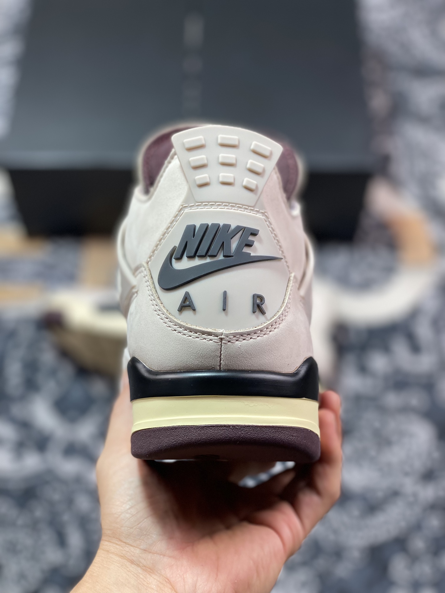 A Ma Maniére x Air Jordan AJ4 Retro SP”Violet Ore” AMM联名淡粉 FZ4810-200