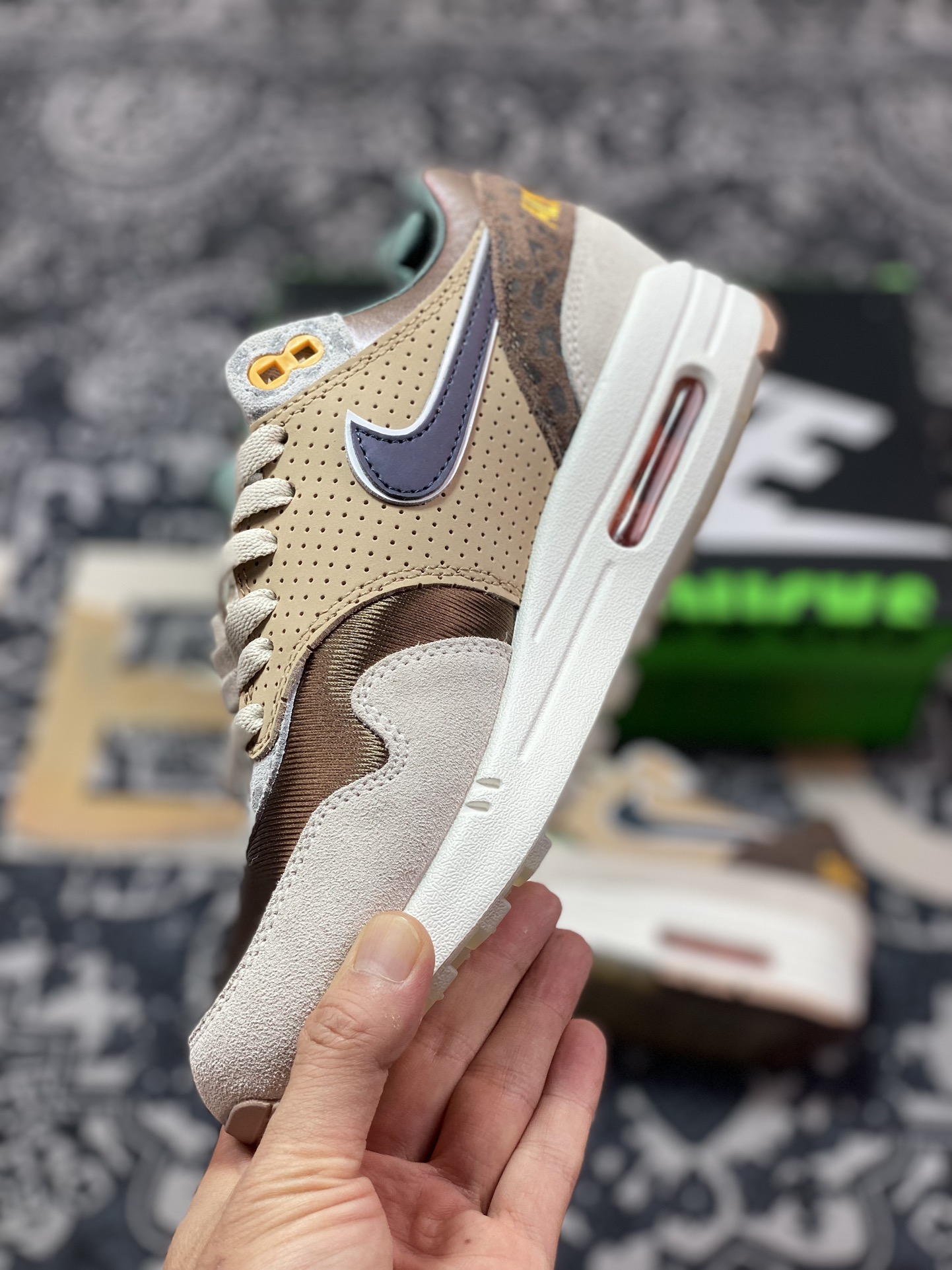 OWF纯原 Division Street x Nike Air Max 1 初代复古气垫慢跑鞋 DS联名 HQ2640-200