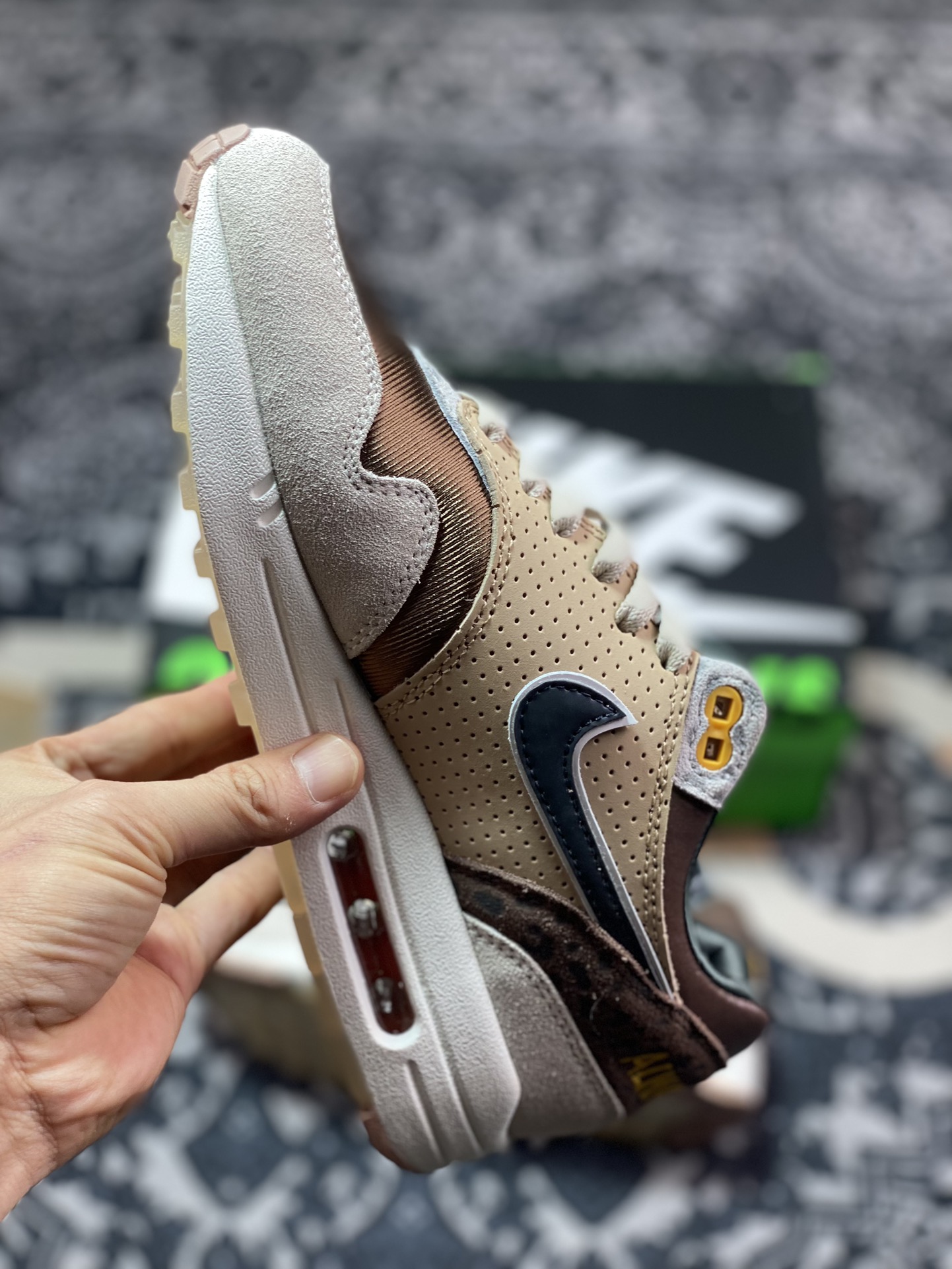 OWF纯原 Division Street x Nike Air Max 1 初代复古气垫慢跑鞋 DS联名 HQ2640-200