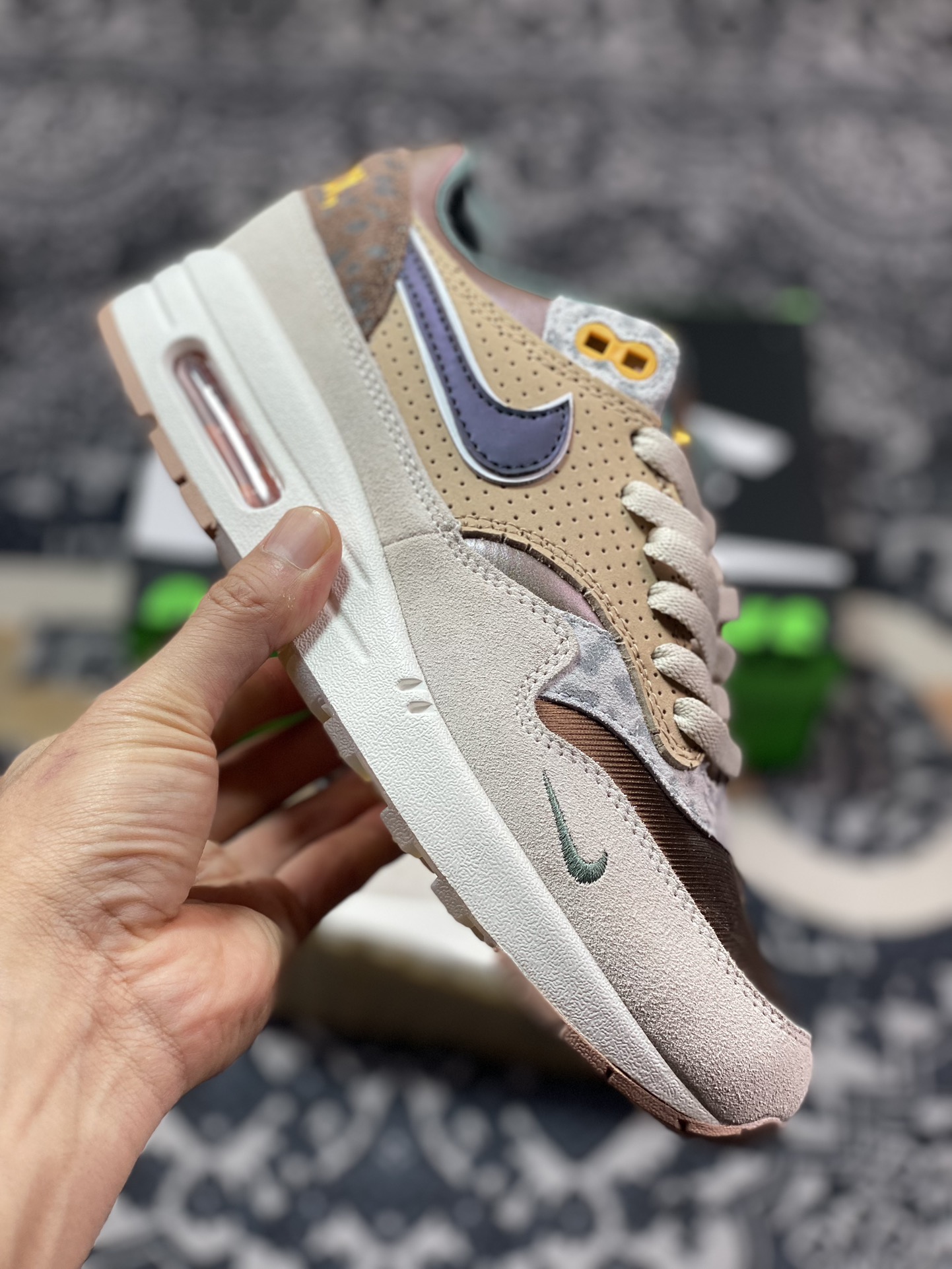 OWF纯原 Division Street x Nike Air Max 1 初代复古气垫慢跑鞋 DS联名 HQ2640-200