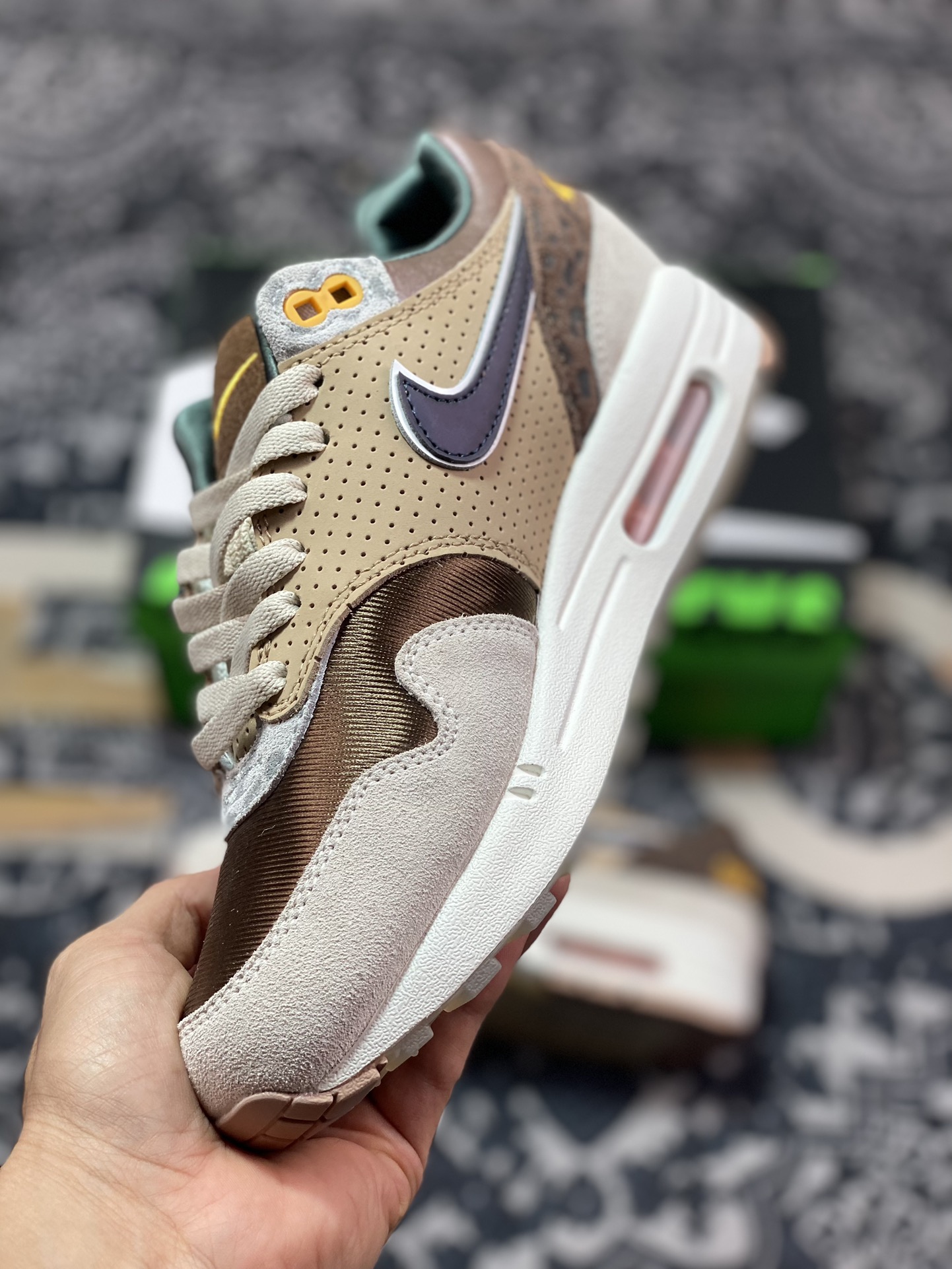 OWF纯原 Division Street x Nike Air Max 1 初代复古气垫慢跑鞋 DS联名 HQ2640-200