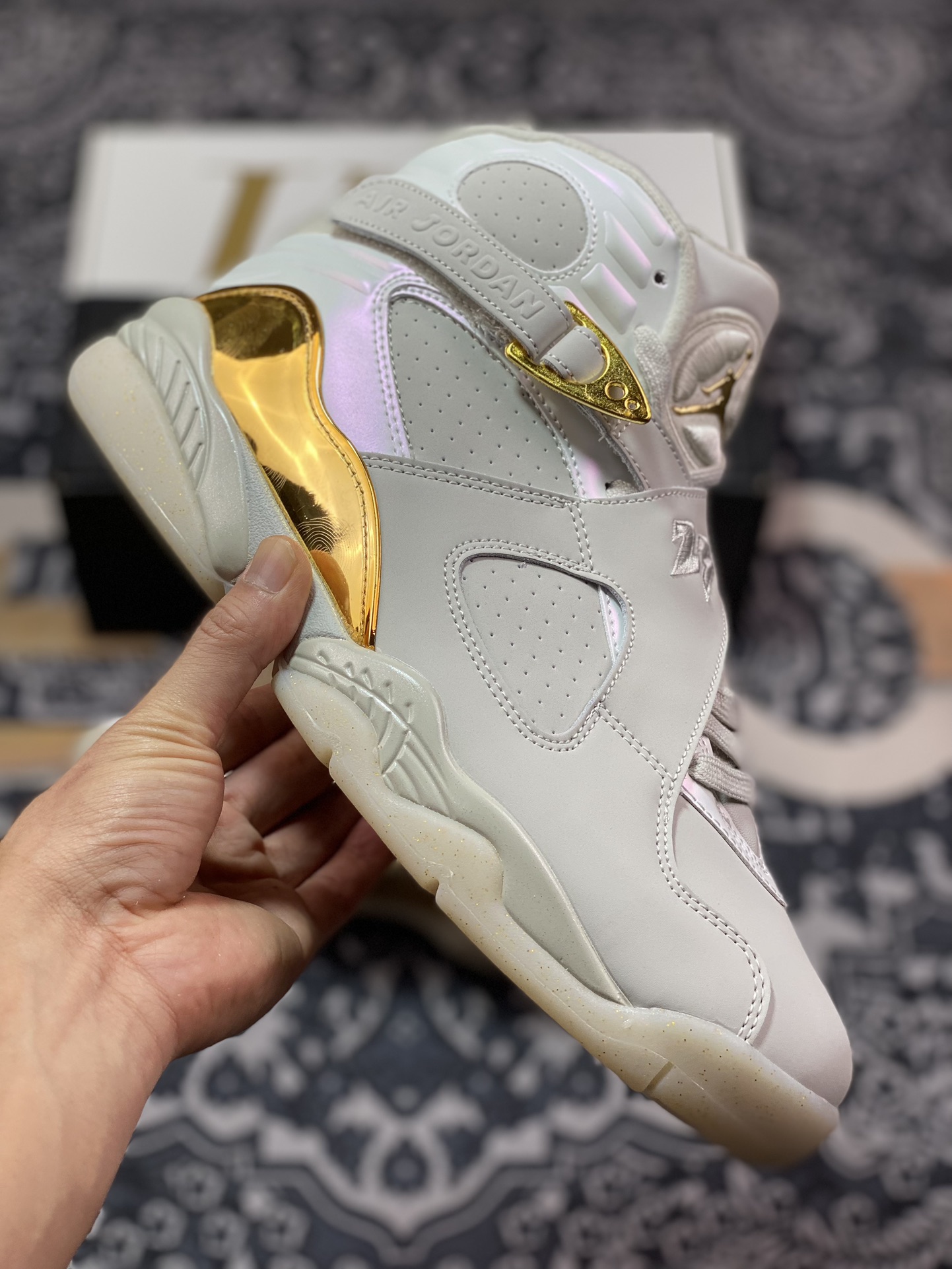 Air Jordan 8 Retro ”Champagne” AJ8 乔8冠军奖杯 832821-030