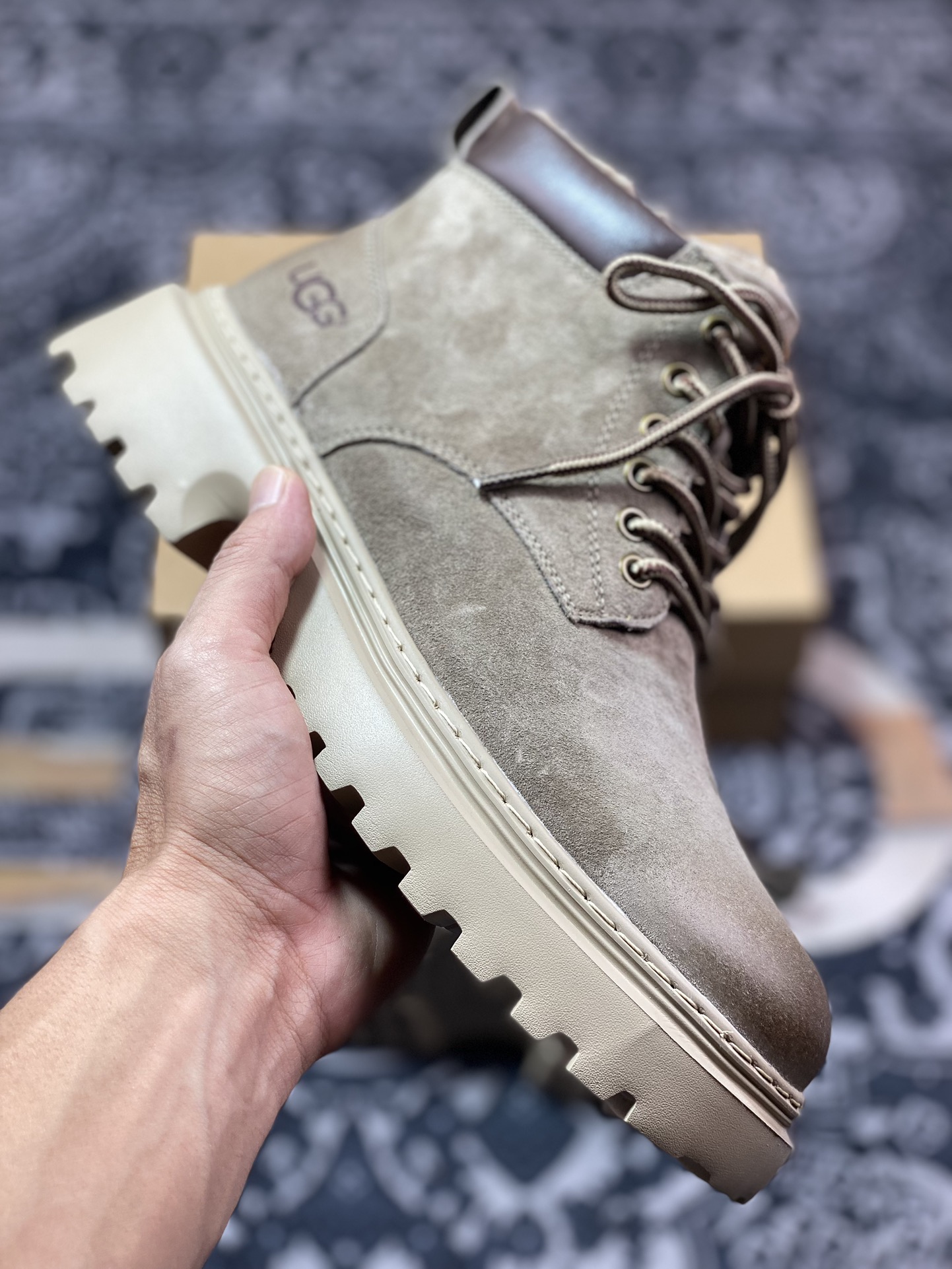 美国轻奢品牌 UGG Tasman Weather Hybrid 塔斯曼混合系列户外中帮休闲马丁靴雪地靴