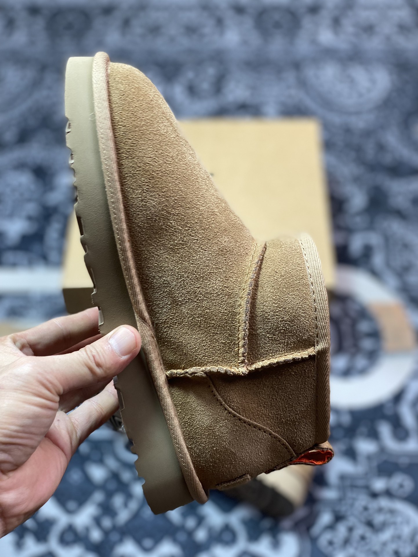 UGG Mini ZP 冬季女士雪地靴 1143984 侧边拉链款