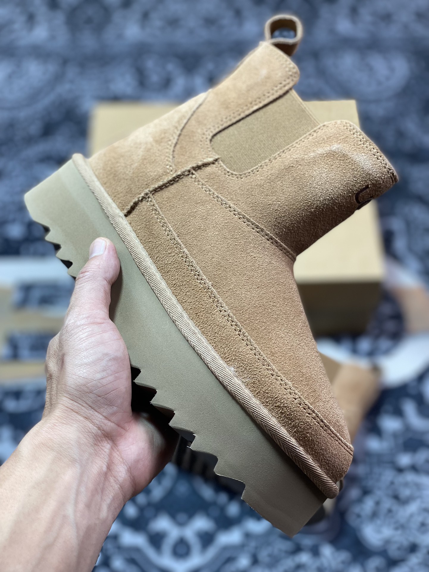 UGG Mini Bailey Button II 冬季女士厚底雪地靴 1158051