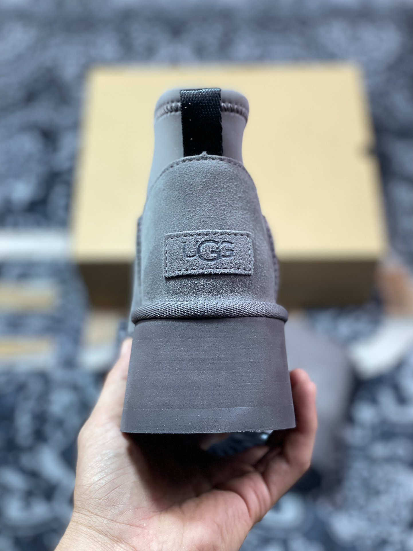 UGG Ultra Mini 冬季女士厚底雪地靴 1168170