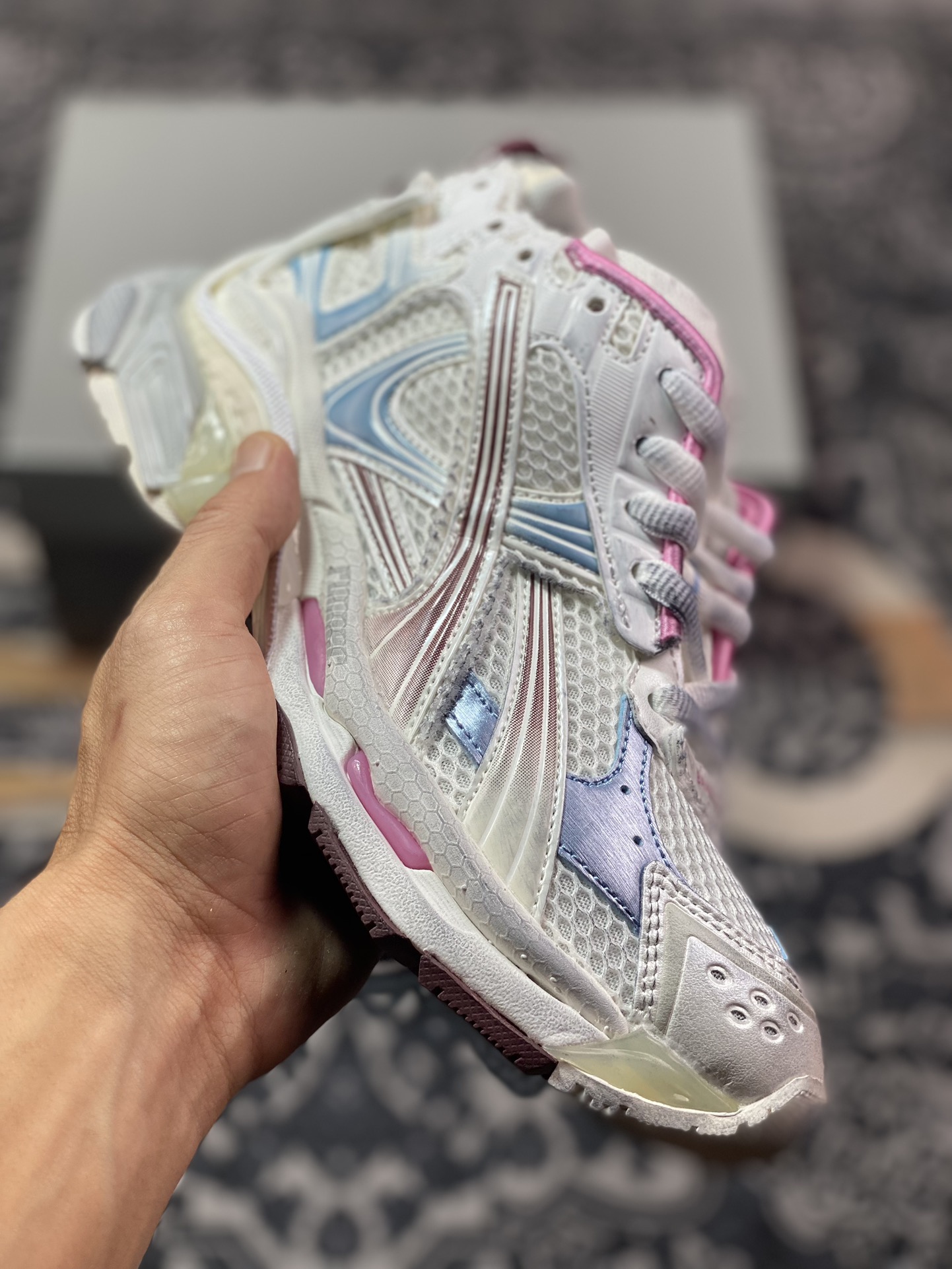 巴黎世家BALENCIAGA Runner Sneaker 2.0慢跑系列低帮复古野跑潮流姥爹风百搭休闲运动慢跑鞋 772767 WRUNG 3120