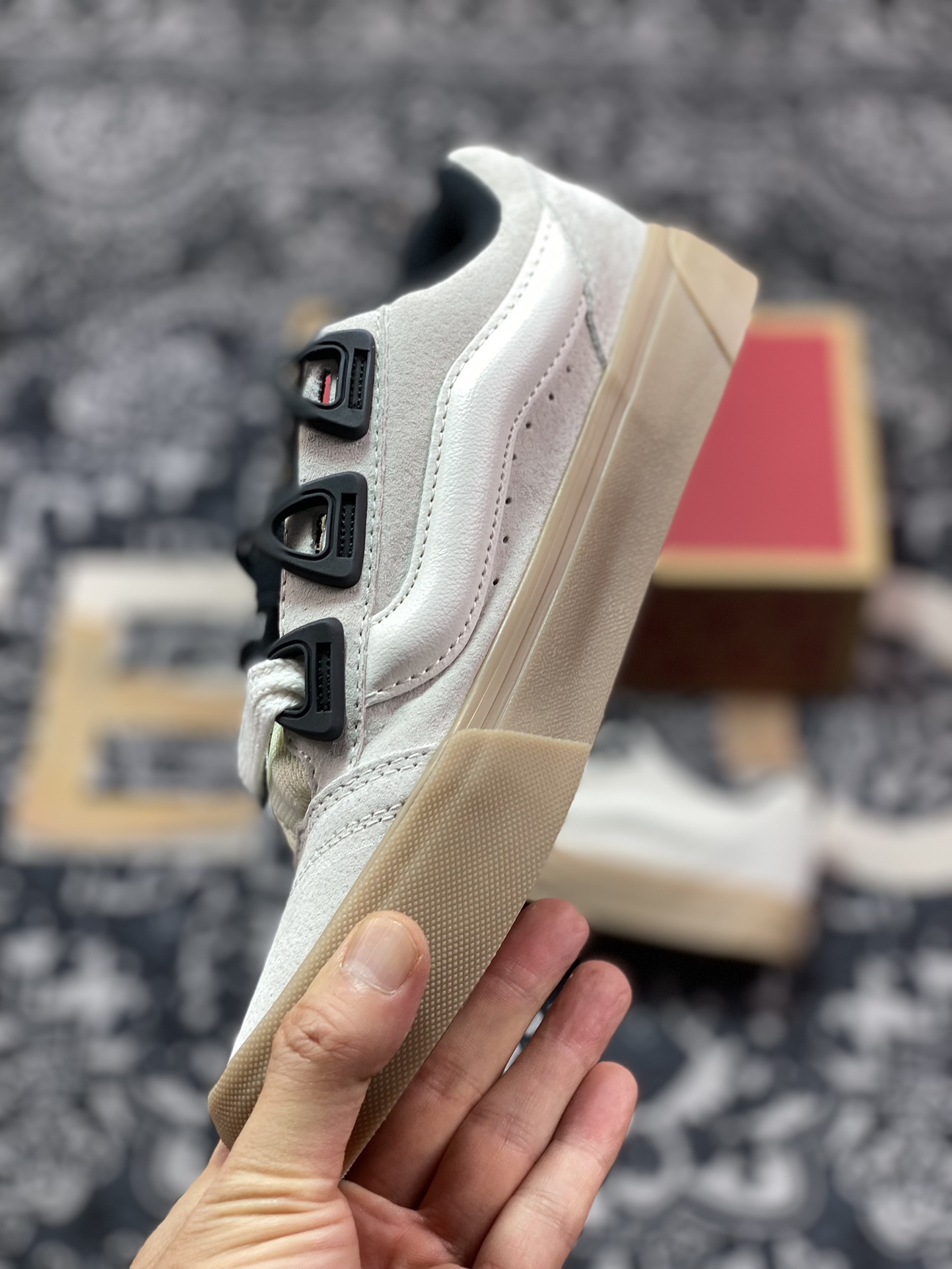 Vans Knu Skool DR 米白生椰 “DR新系列面包鞋 VN000CZUVE1