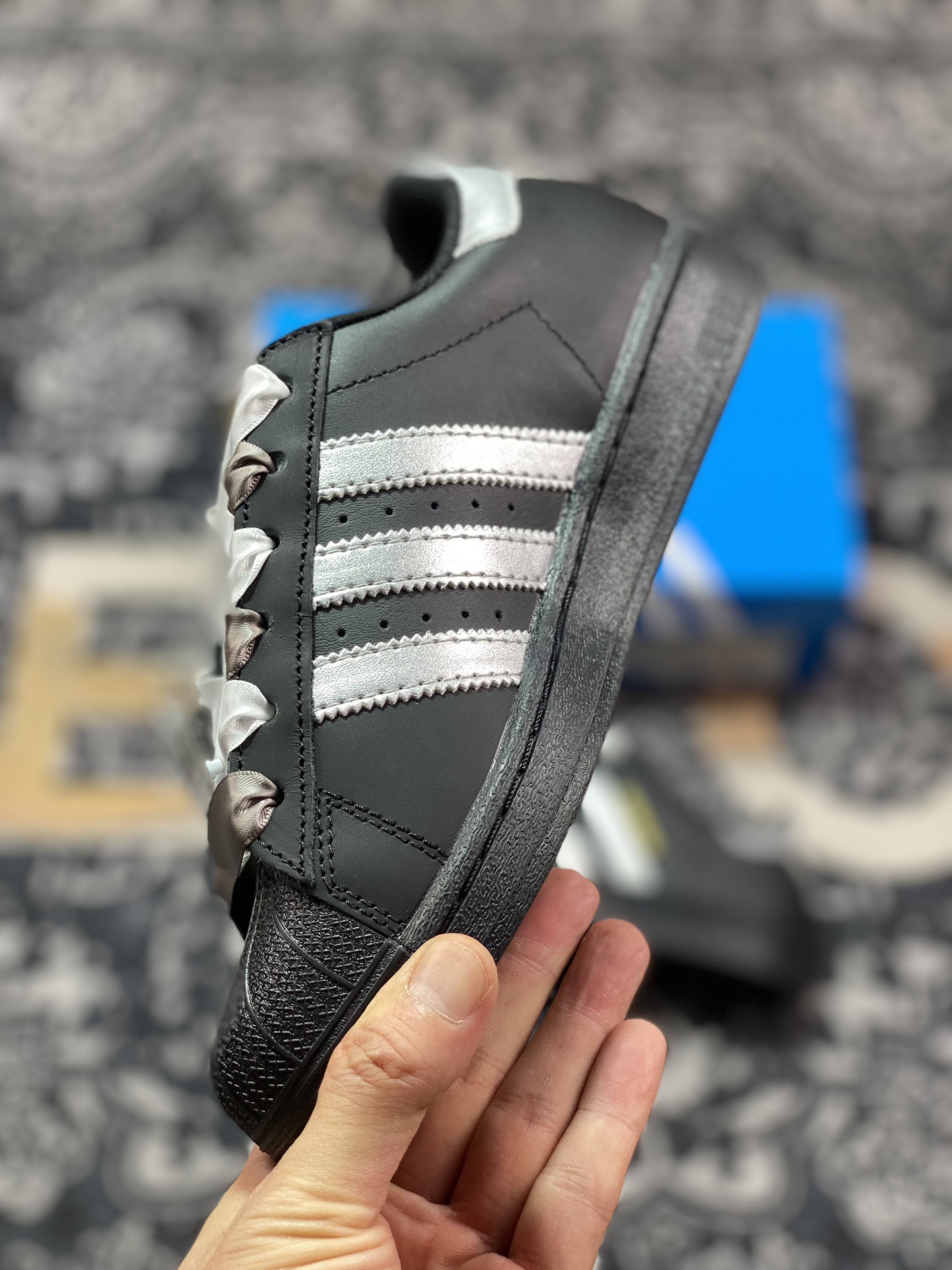 Adidas Originals Superstar ”Black Sliver”经典贝壳头系列低帮百搭休闲运动板鞋 黑银漫游蜘蛛 EG4959