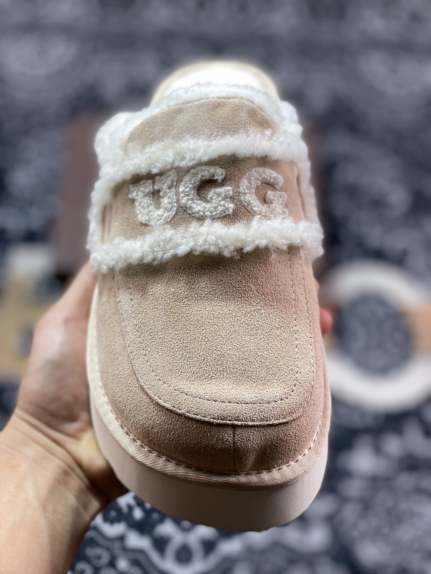 UGG W Classic Coquette Clog Slipper II 科凯特2.0加厚款系列保暖露跟半拖鞋“浅沙灰加绒”OB938/SAND