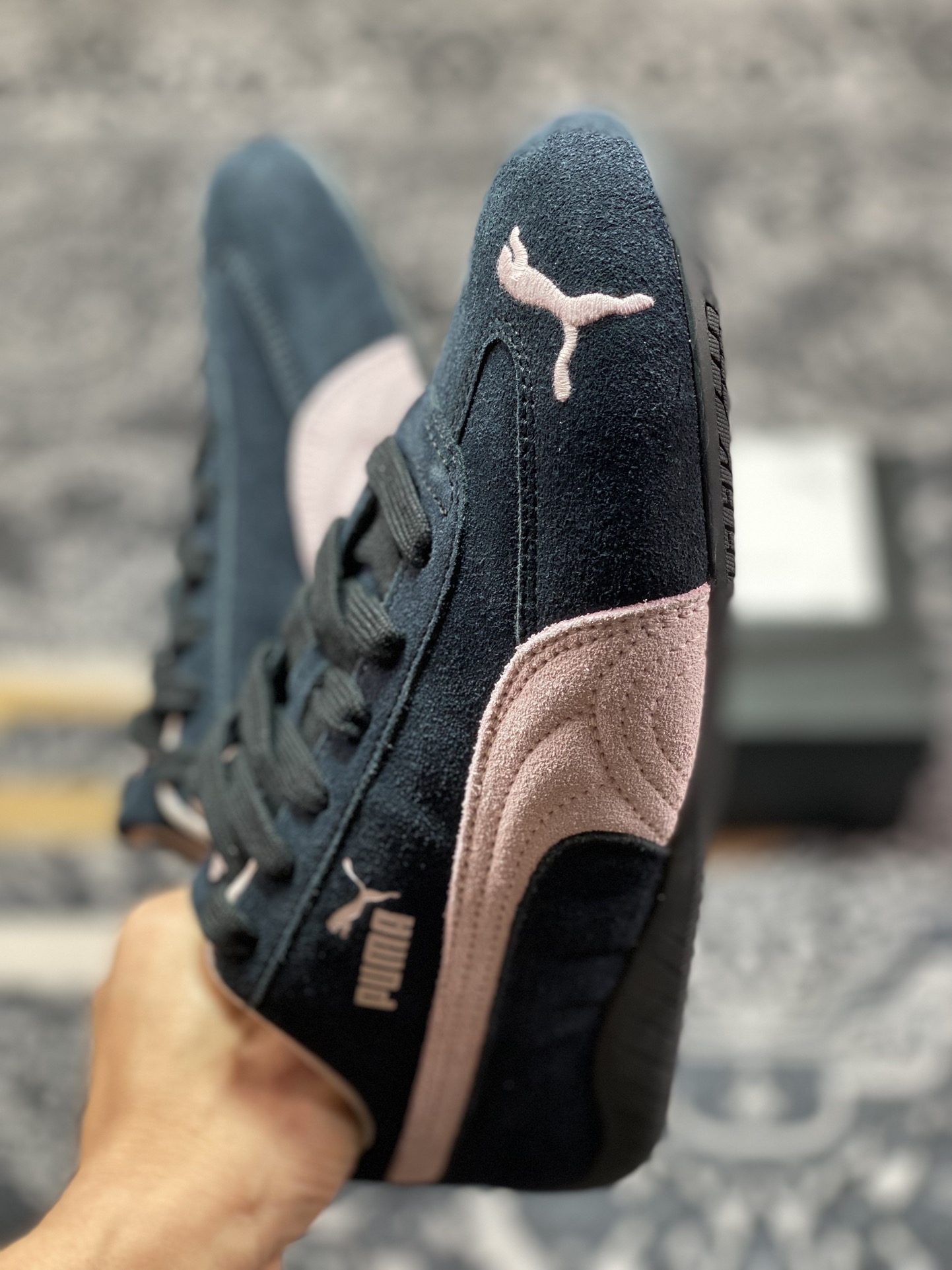 彪马Puma Speedcat OG+”Black/Ash Pink”极速赛车系列低帮德训车鞋“翻毛黑淡粉”398846-09