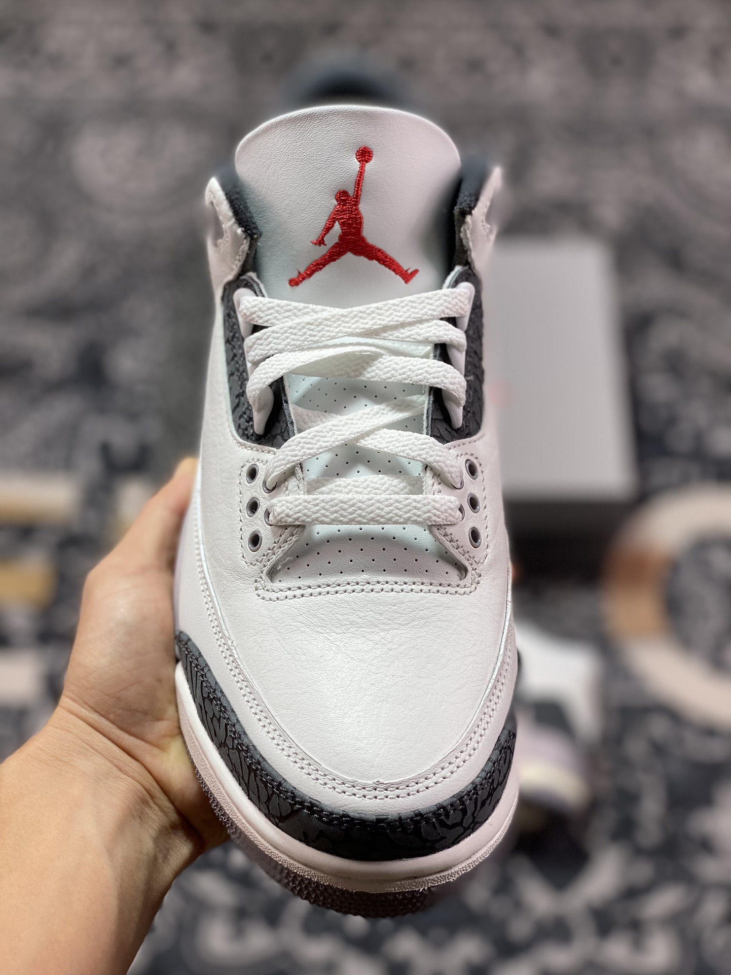 耐克Nike Air Jordan 3 Retro”Cement Grey”迈克尔·乔丹AJ3代中帮复古休闲运动文化篮球鞋“白水泥深灰爆裂纹”CT8532-106