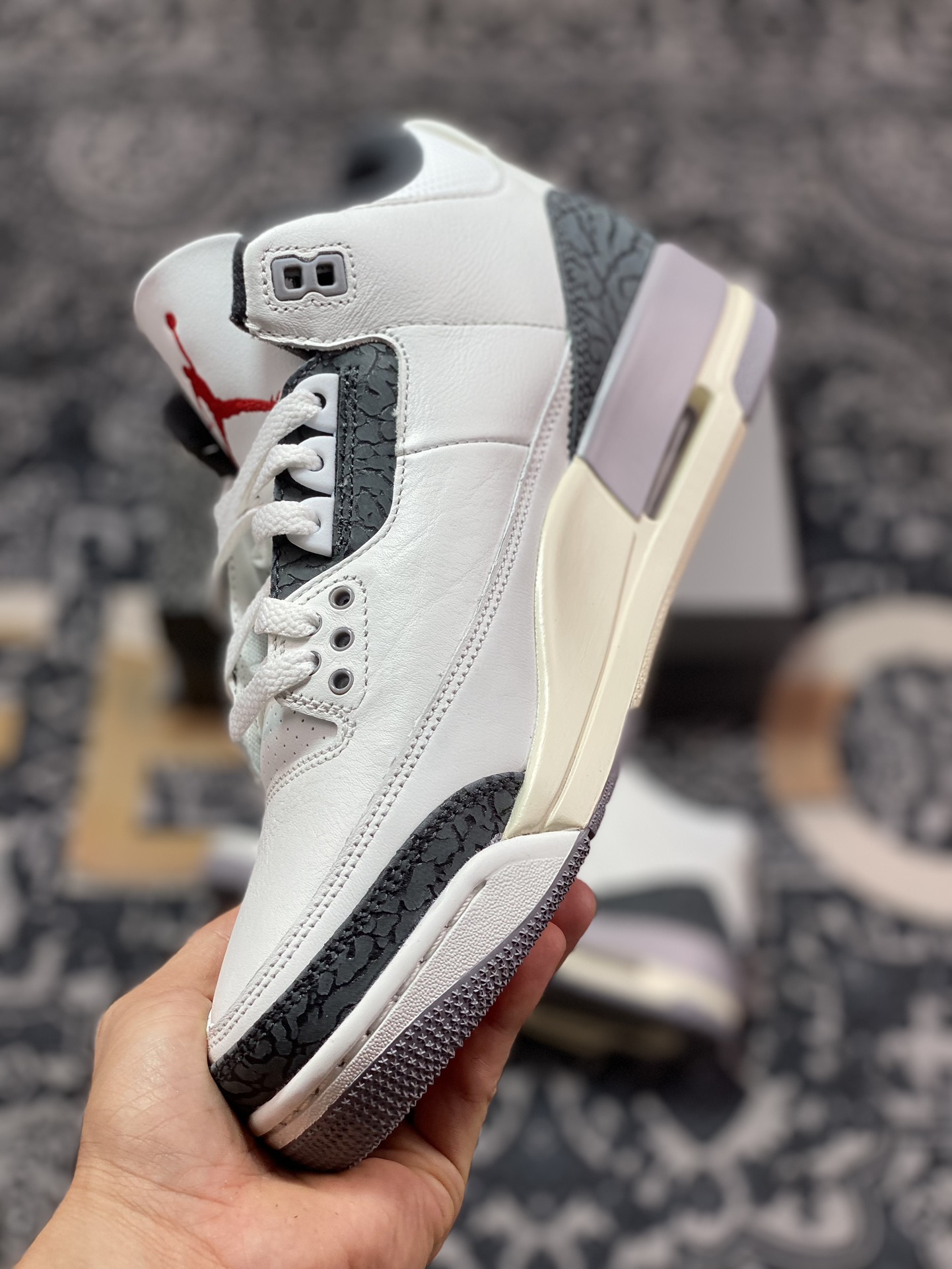 耐克Nike Air Jordan 3 Retro”Cement Grey”迈克尔·乔丹AJ3代中帮复古休闲运动文化篮球鞋“白水泥深灰爆裂纹”CT8532-106