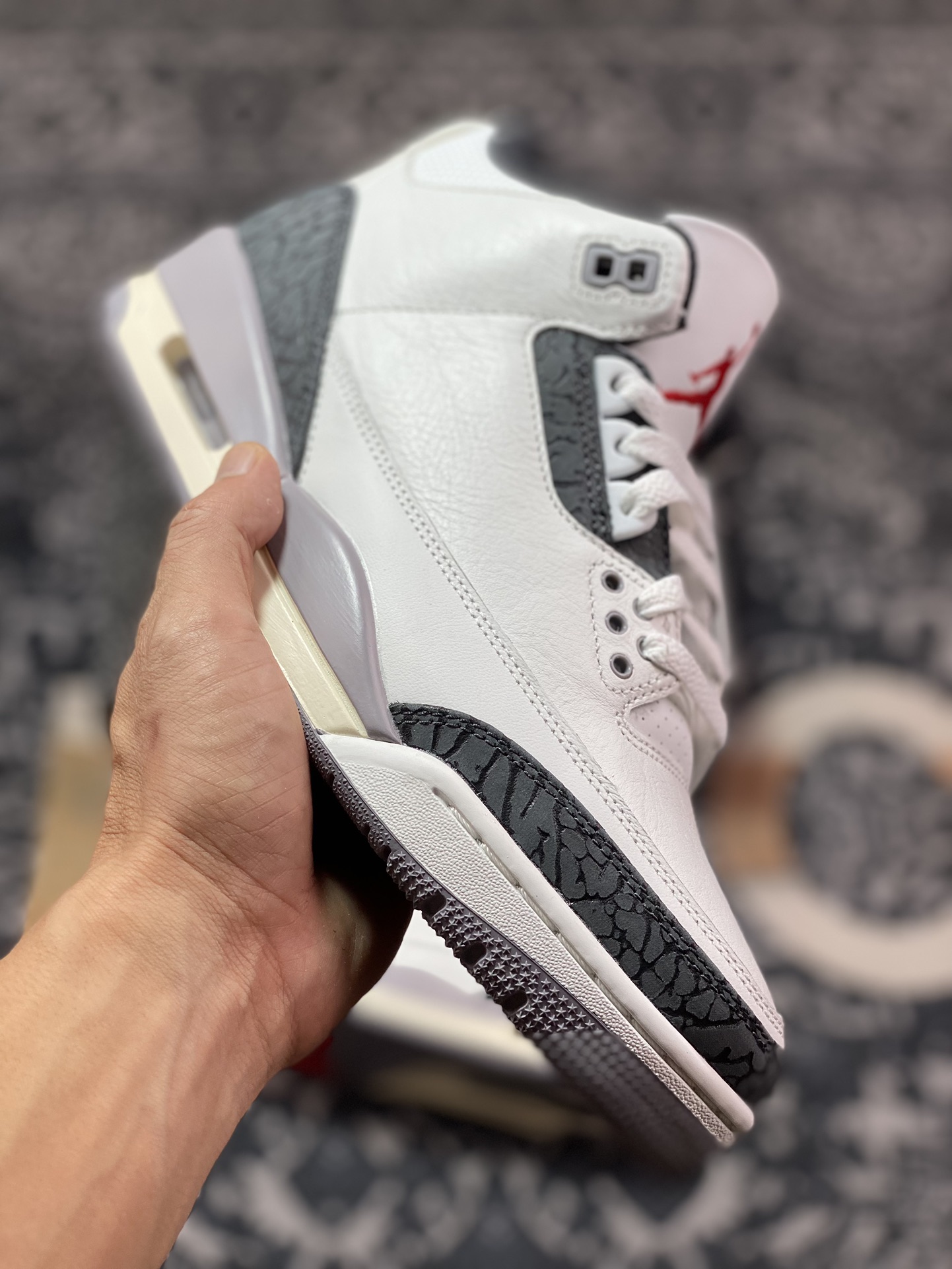 耐克Nike Air Jordan 3 Retro”Cement Grey”迈克尔·乔丹AJ3代中帮复古休闲运动文化篮球鞋“白水泥深灰爆裂纹”CT8532-106