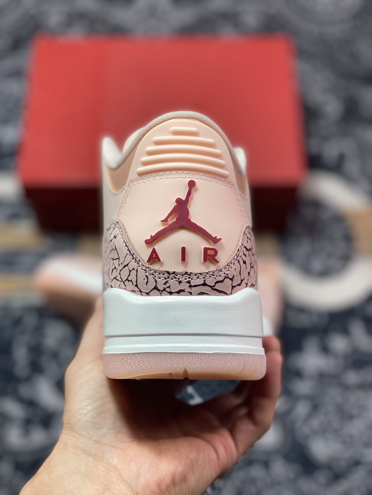 Air Jordan AJ3 Retro Valentine’s Day 情人节粉红 HJ0178-600