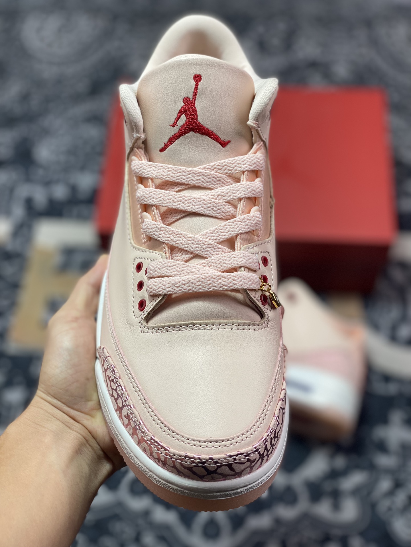 Air Jordan AJ3 Retro Valentine’s Day 情人节粉红 HJ0178-600