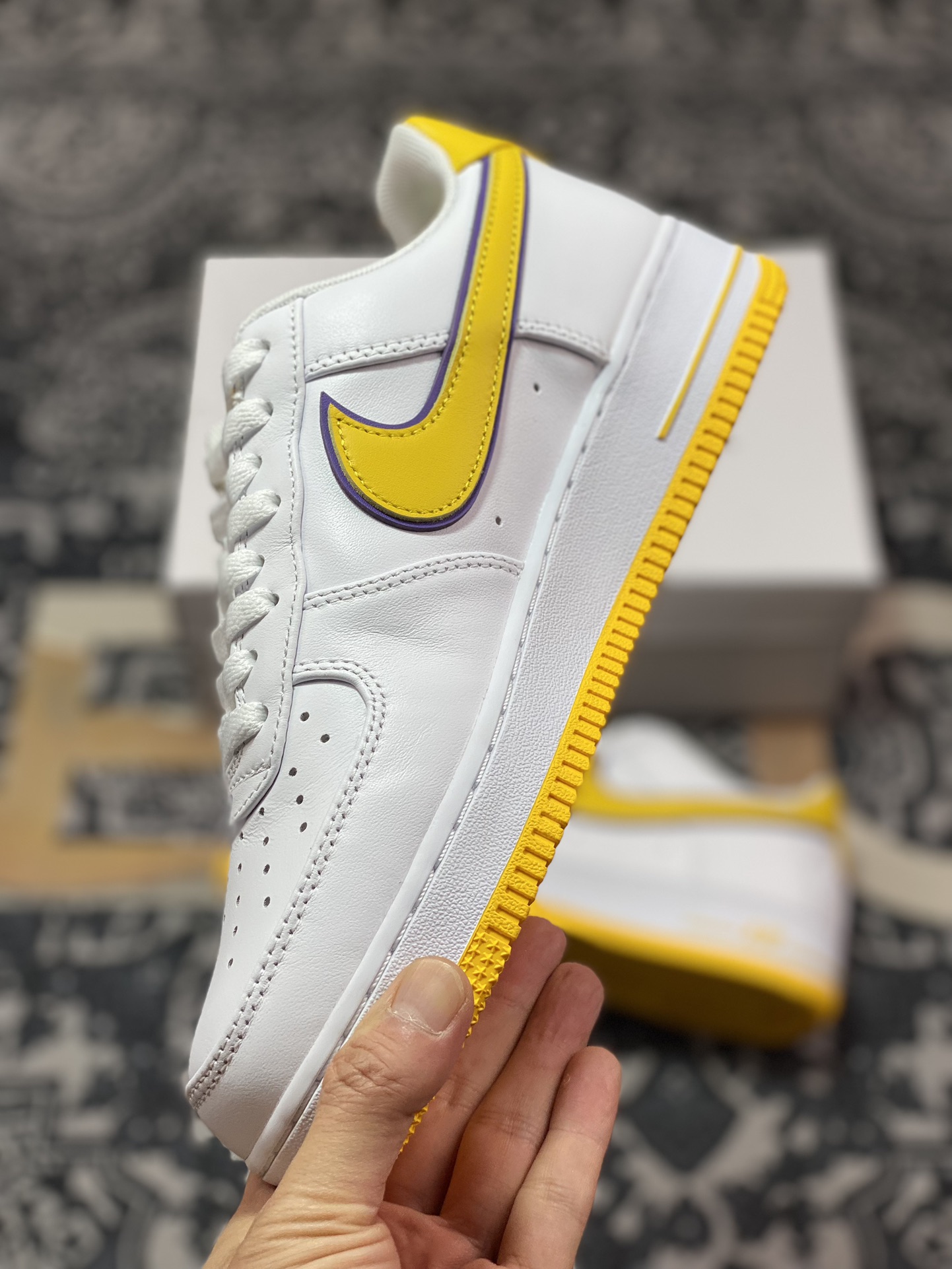 Kobe Bryant x Nike Air Force 1'07 Low”Whit Varsity Maize”空军一号系列经典低帮百搭休闲运动板鞋 FZ1151-100