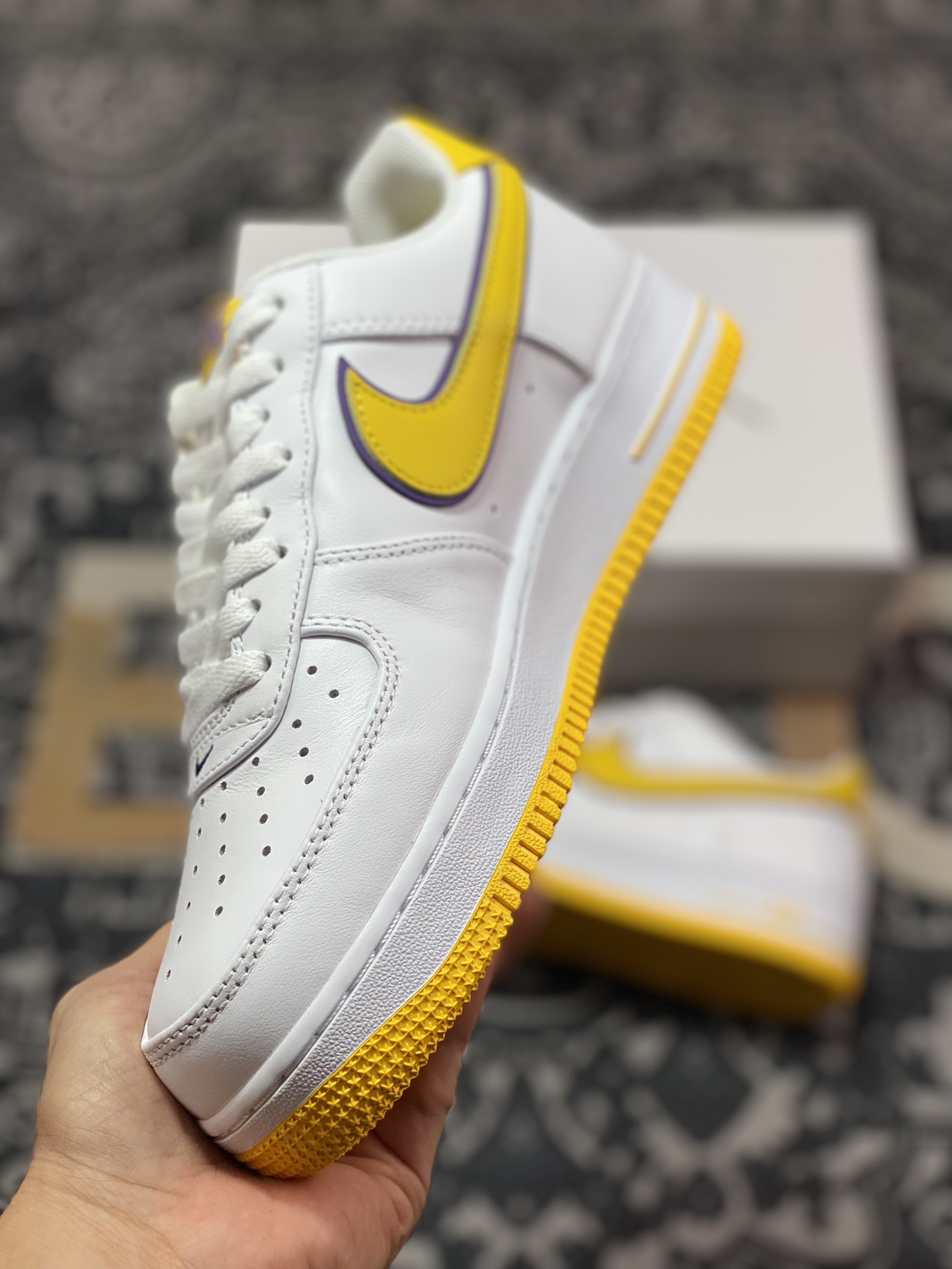 Kobe Bryant x Nike Air Force 1'07 Low”Whit Varsity Maize”空军一号系列经典低帮百搭休闲运动板鞋 FZ1151-100