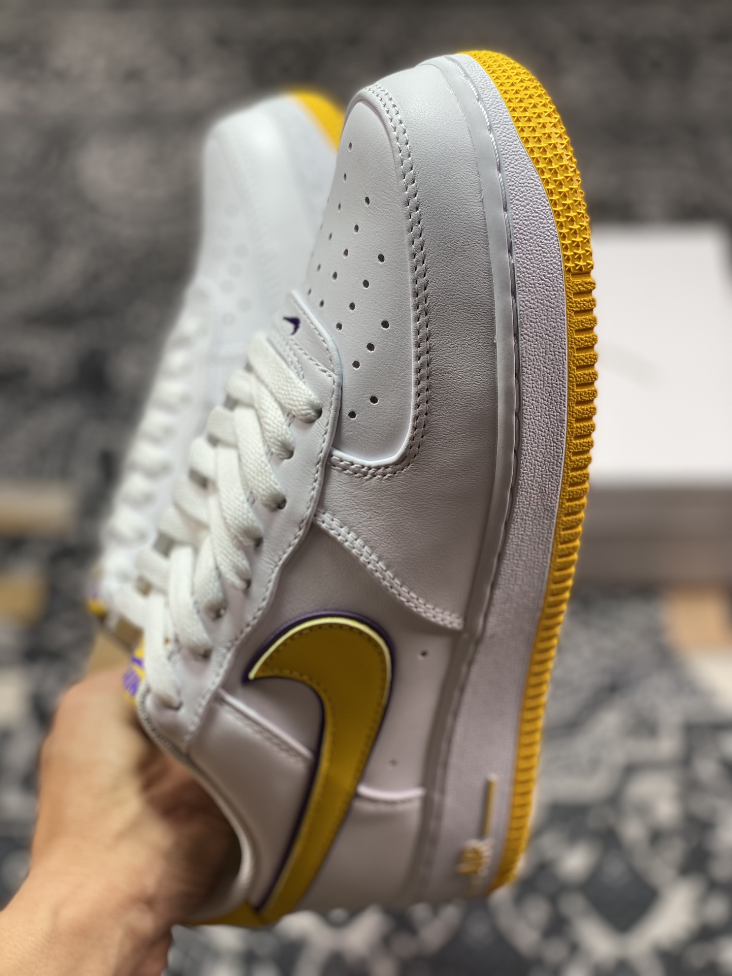 Kobe Bryant x Nike Air Force 1'07 Low”Whit Varsity Maize”空军一号系列经典低帮百搭休闲运动板鞋 FZ1151-100