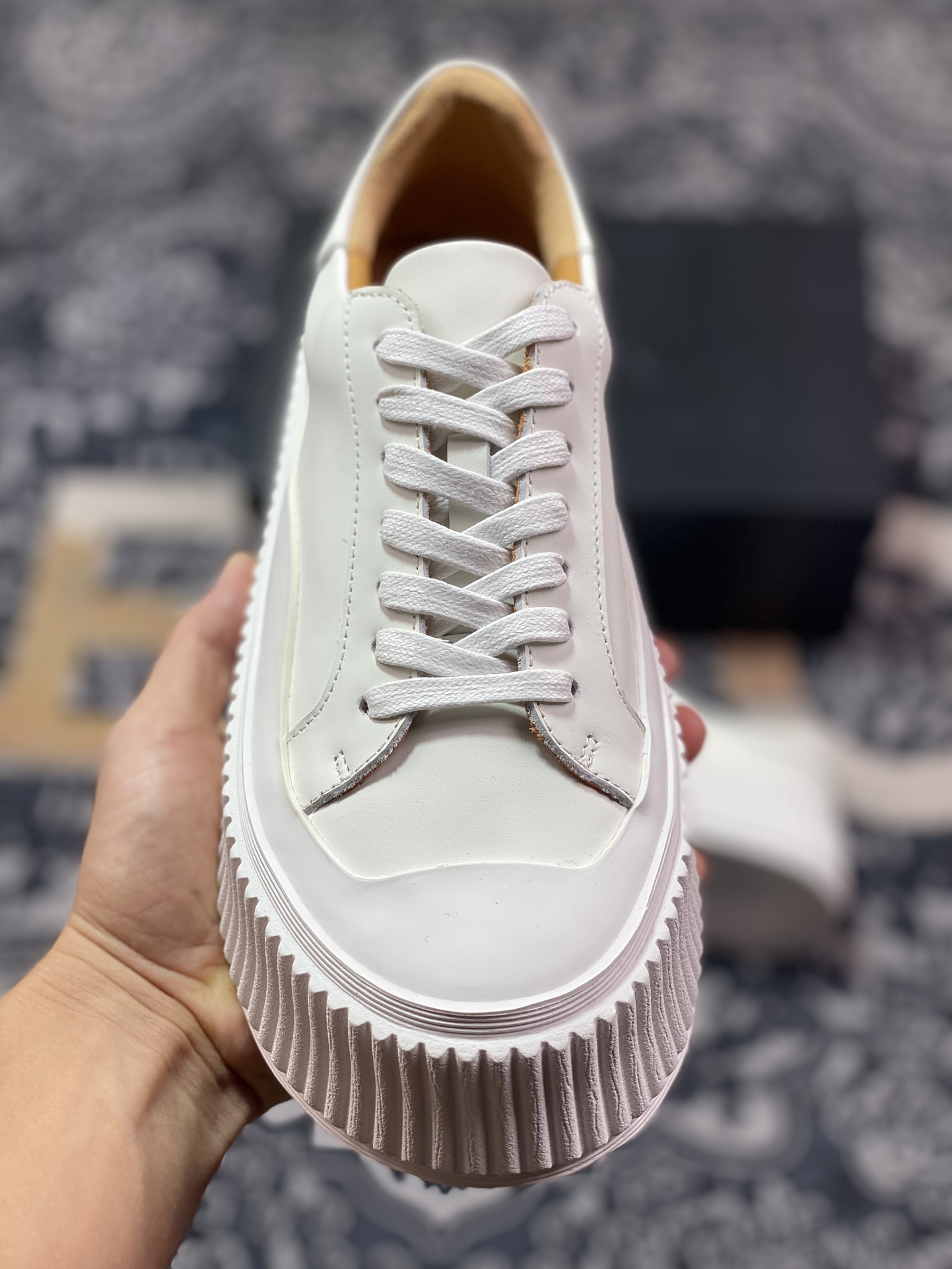 Jil Sander Creeper Ribbed-Sole Leather Sneakers Low 松糕饼干厚底小白运动鞋“皮革白棕”JS32108A 11104