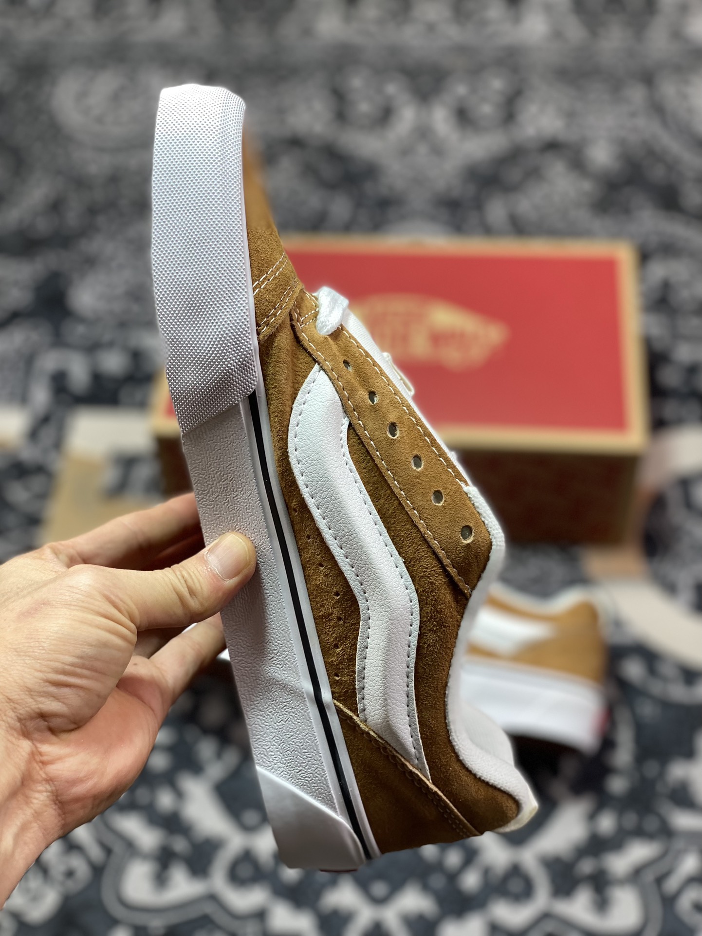 Vans Knu-Skool VR3 LX 万斯低帮复古休闲硫化面包鞋