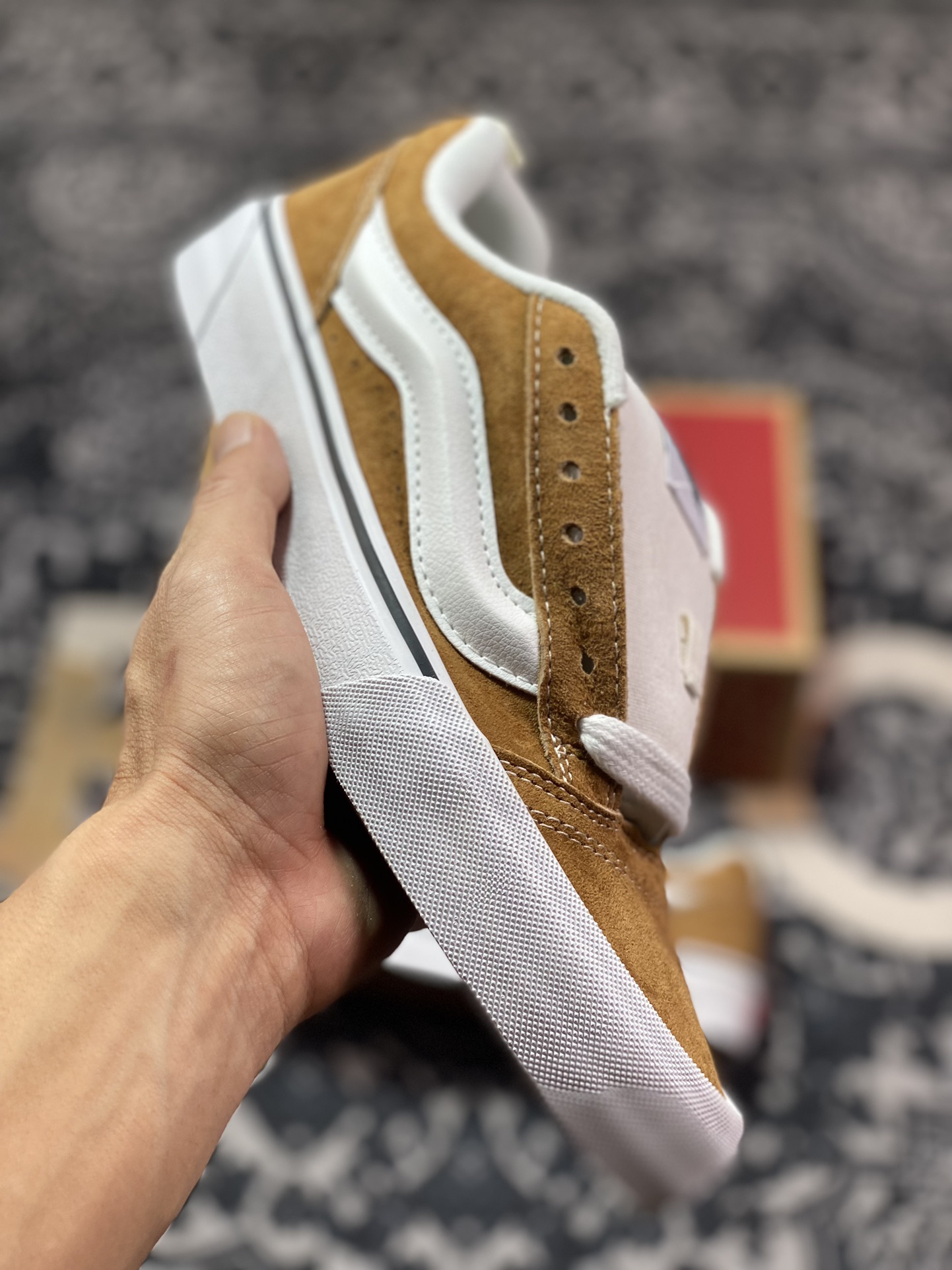 Vans Knu-Skool VR3 LX 万斯低帮复古休闲硫化面包鞋