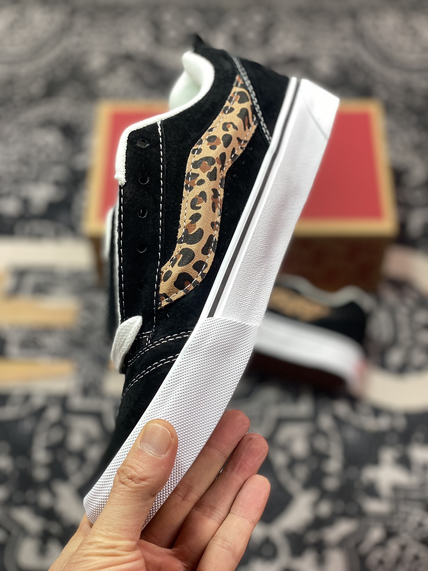 Vans Knu Skool 豹纹 万斯低帮复古休闲硫化面包鞋 VN000D2GBA2