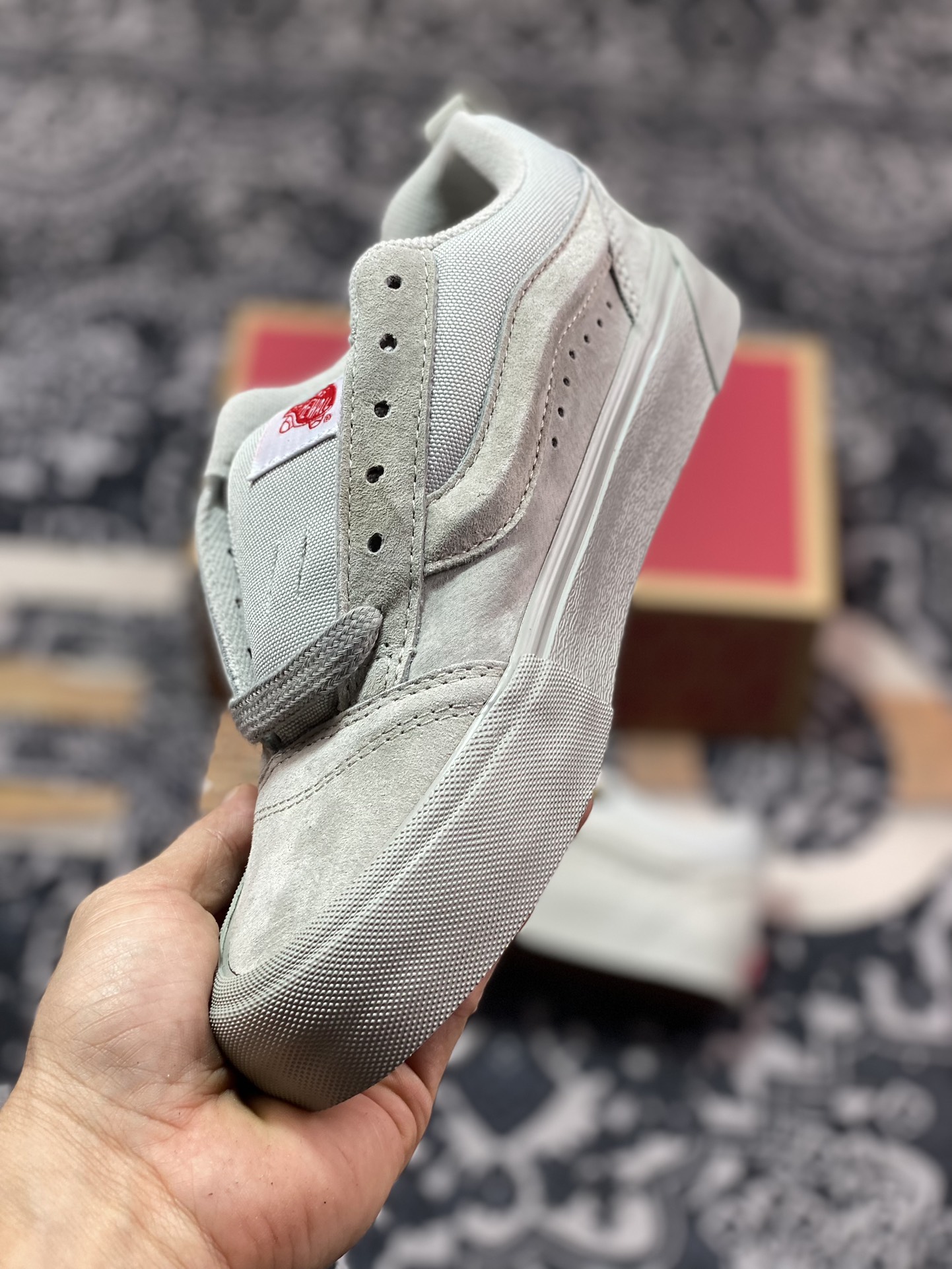 Vans Knu Skool 灰色 万斯低帮复古休闲硫化面包鞋 肥胖版大LOGO原版全皮猪八面料 VN000CRPBXC