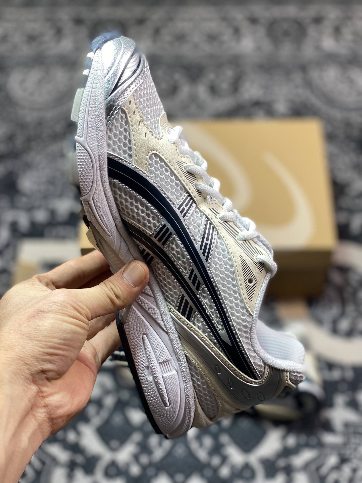 纯原 Asics 亚瑟士 GEL-Kayano 14 低帮运动休闲跑步鞋 1202A056-109