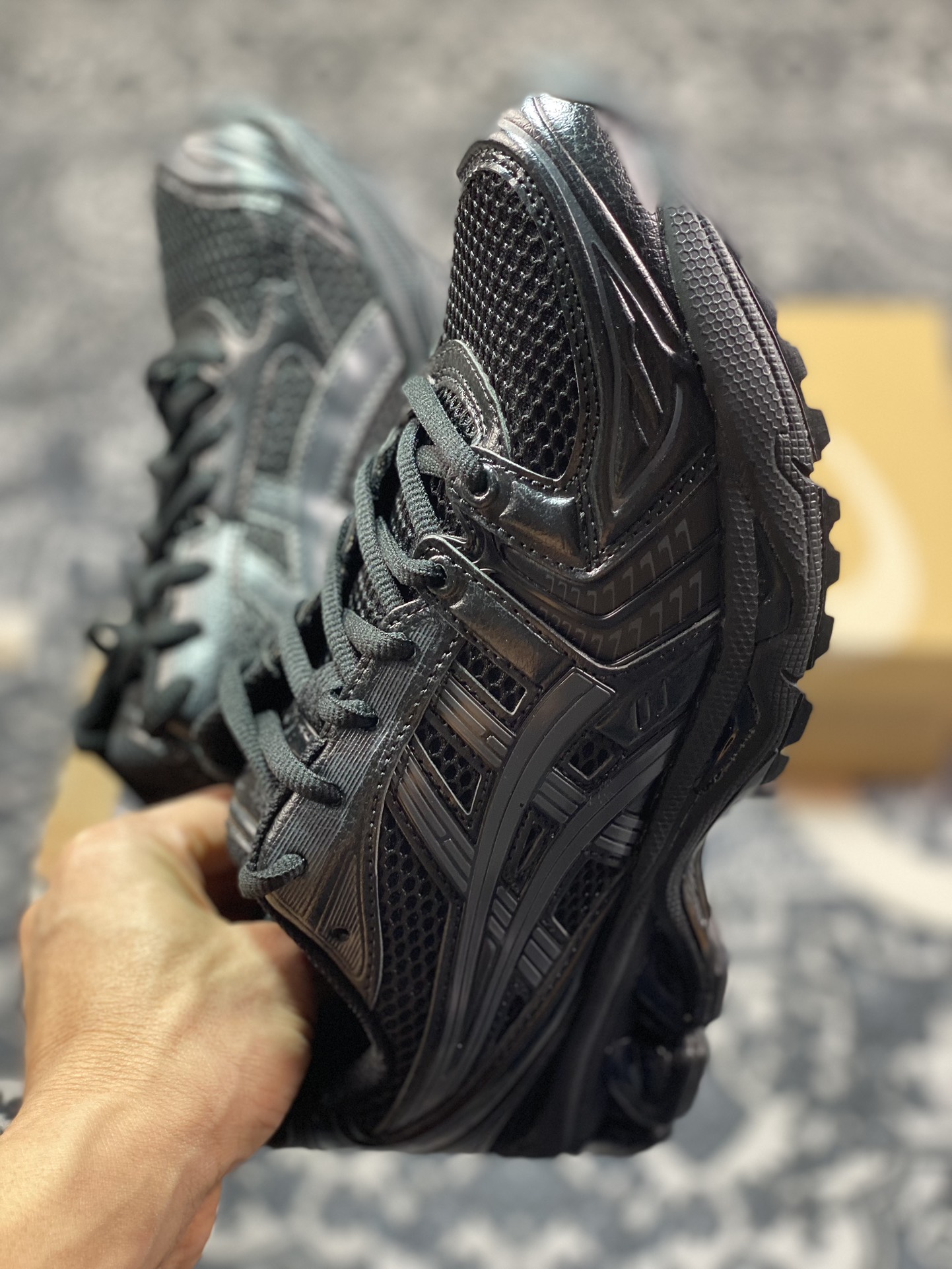 纯原 Asics 亚瑟士 GEL-Kayano 14 低帮运动休闲跑步鞋 1201A019-001