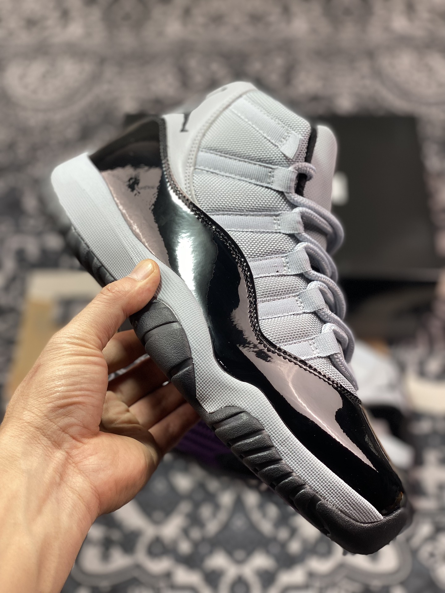 Air Jordan AJ11 Retro 黑灰 CT8012-005