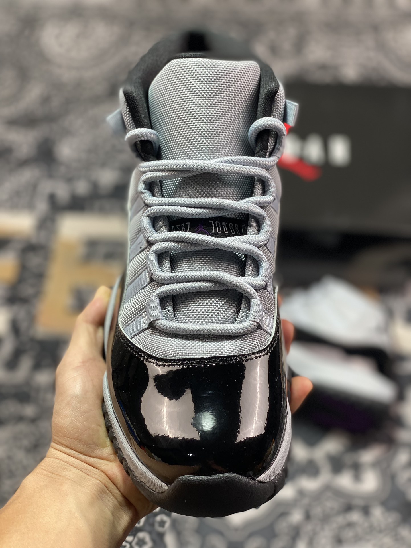 Air Jordan AJ11 Retro 黑灰 CT8012-005