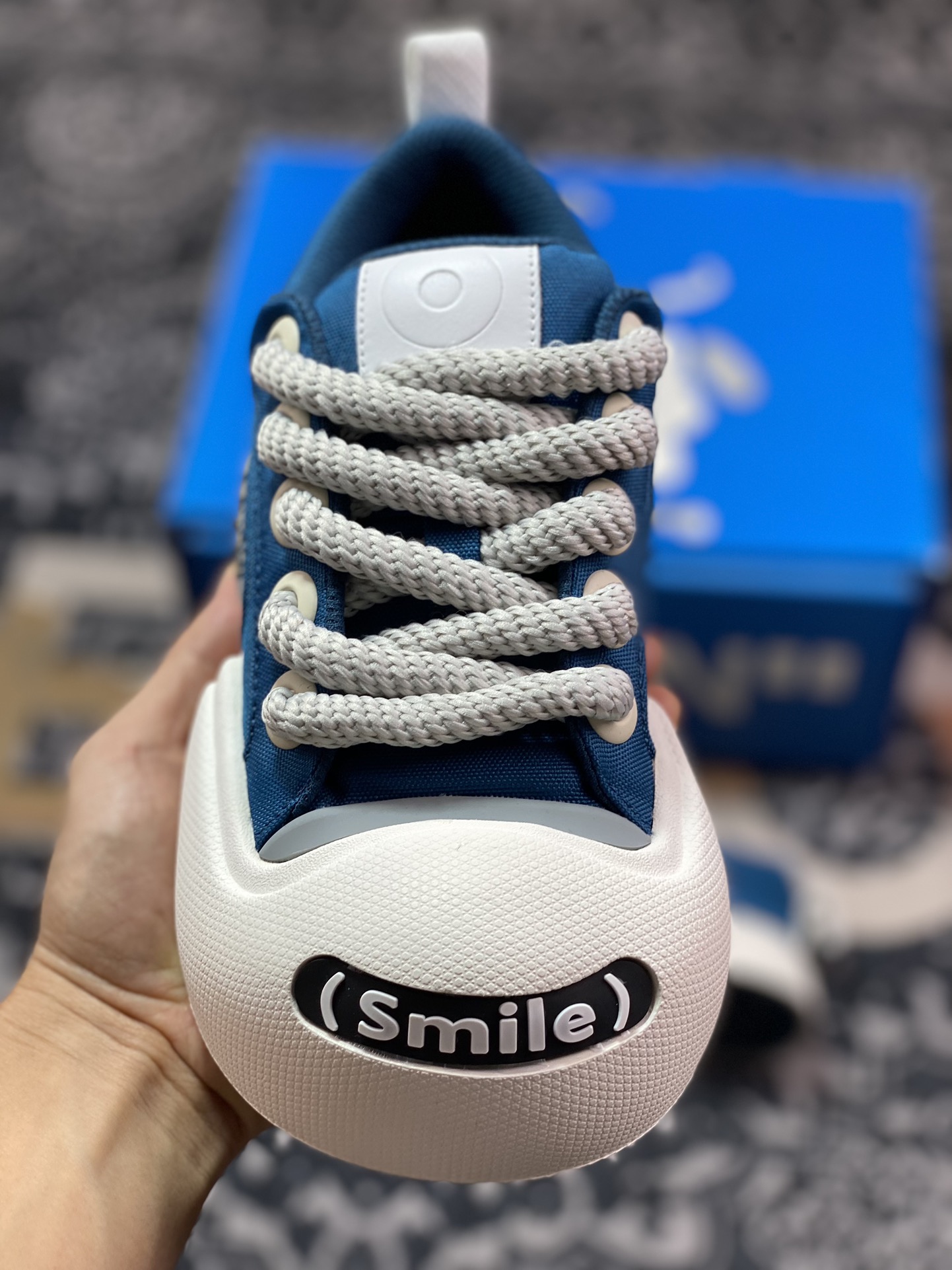 Ouder“Smiler” Low-Top Sneaker 开口笑系列低帮厚底丑萌面包帆布板鞋“帆布藏青蓝白” Oud010LAN