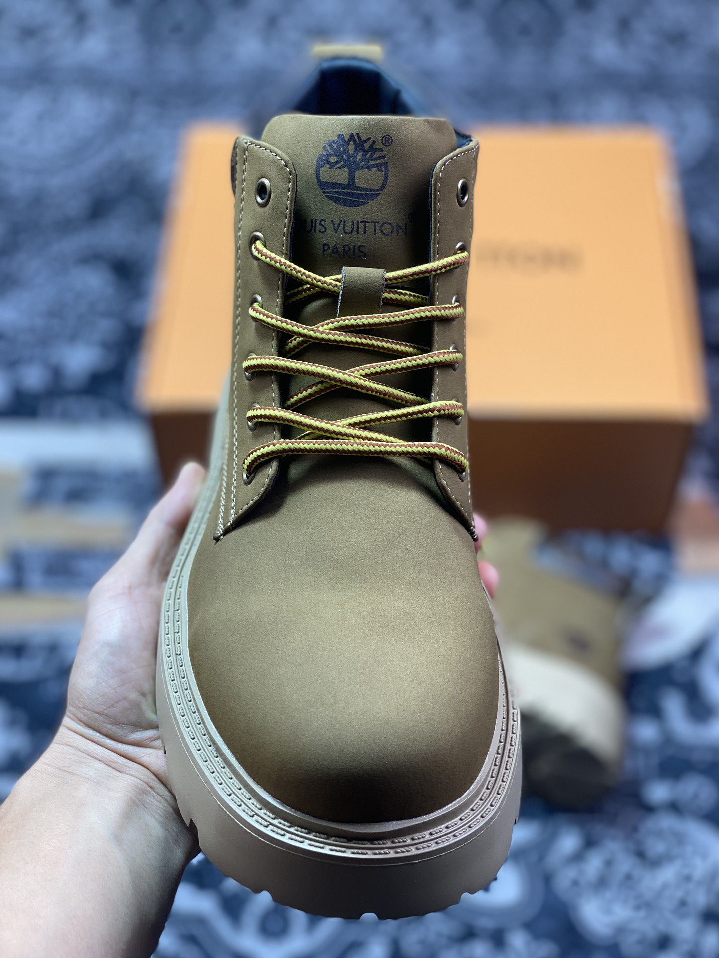 新货Lv x Timberland Lv联名添柏岚大黄靴 顶奢流量品牌与时代经典的结合之作