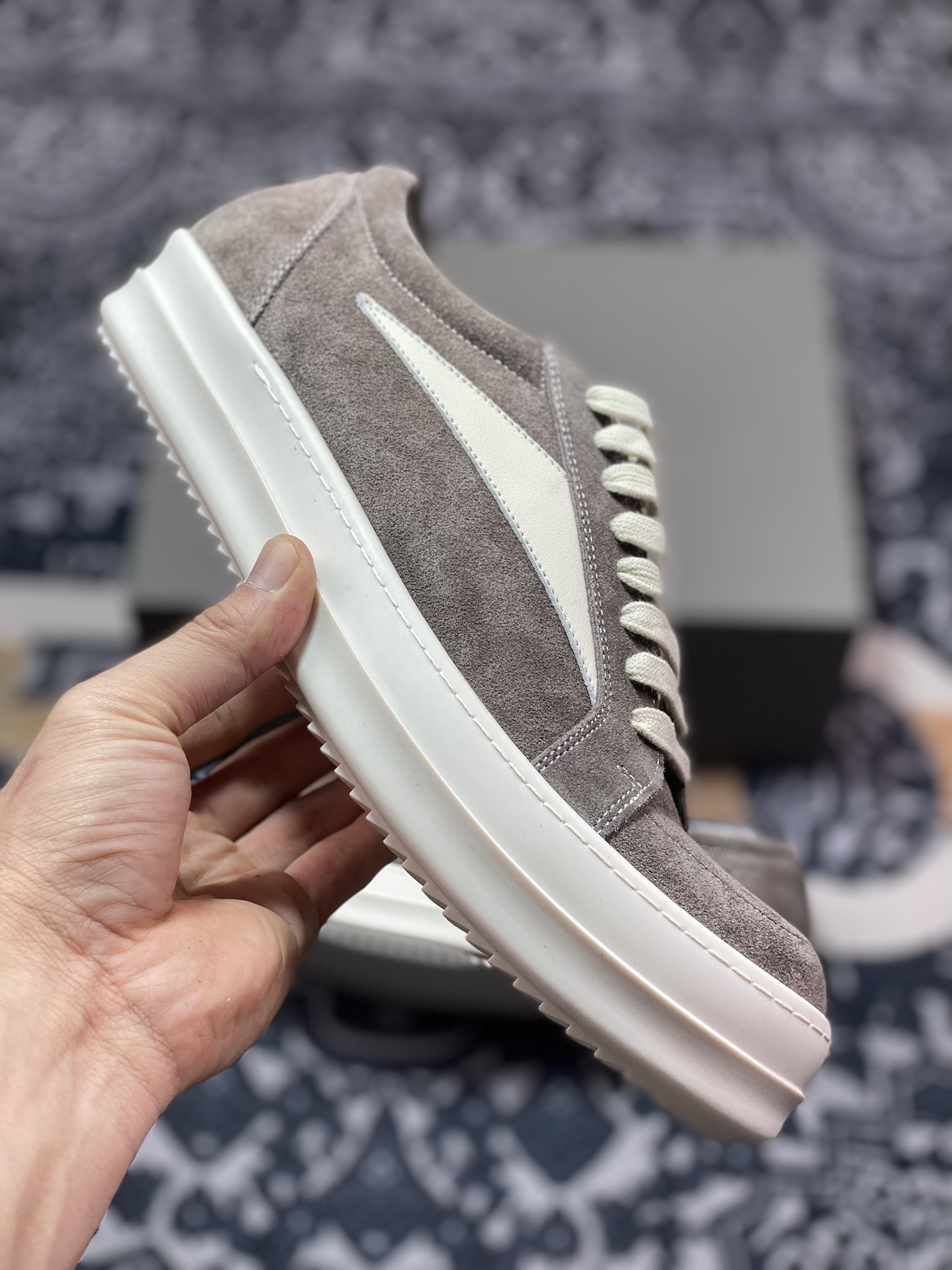 纯原 原装级别Rickowens 牛皮渠道皮料 灰色
