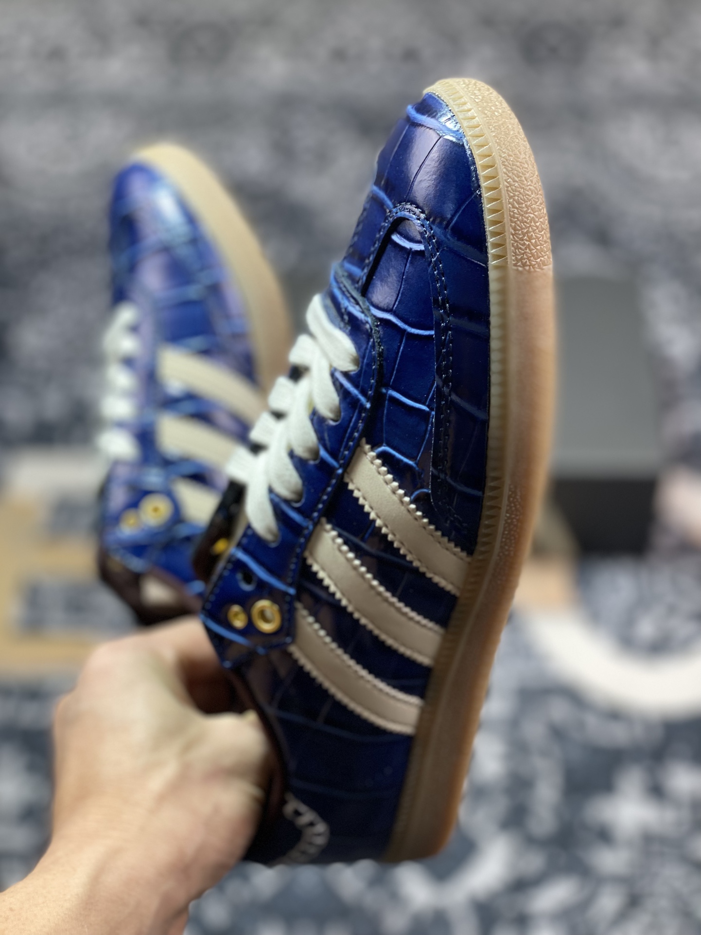 adidas originals Samba OG x WALES BONNER 蓝白   JH9825