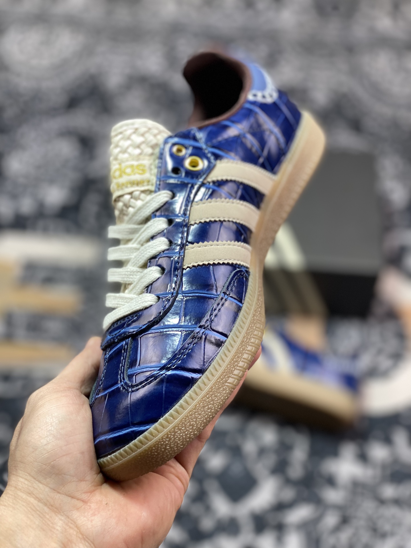 adidas originals Samba OG x WALES BONNER 蓝白   JH9825
