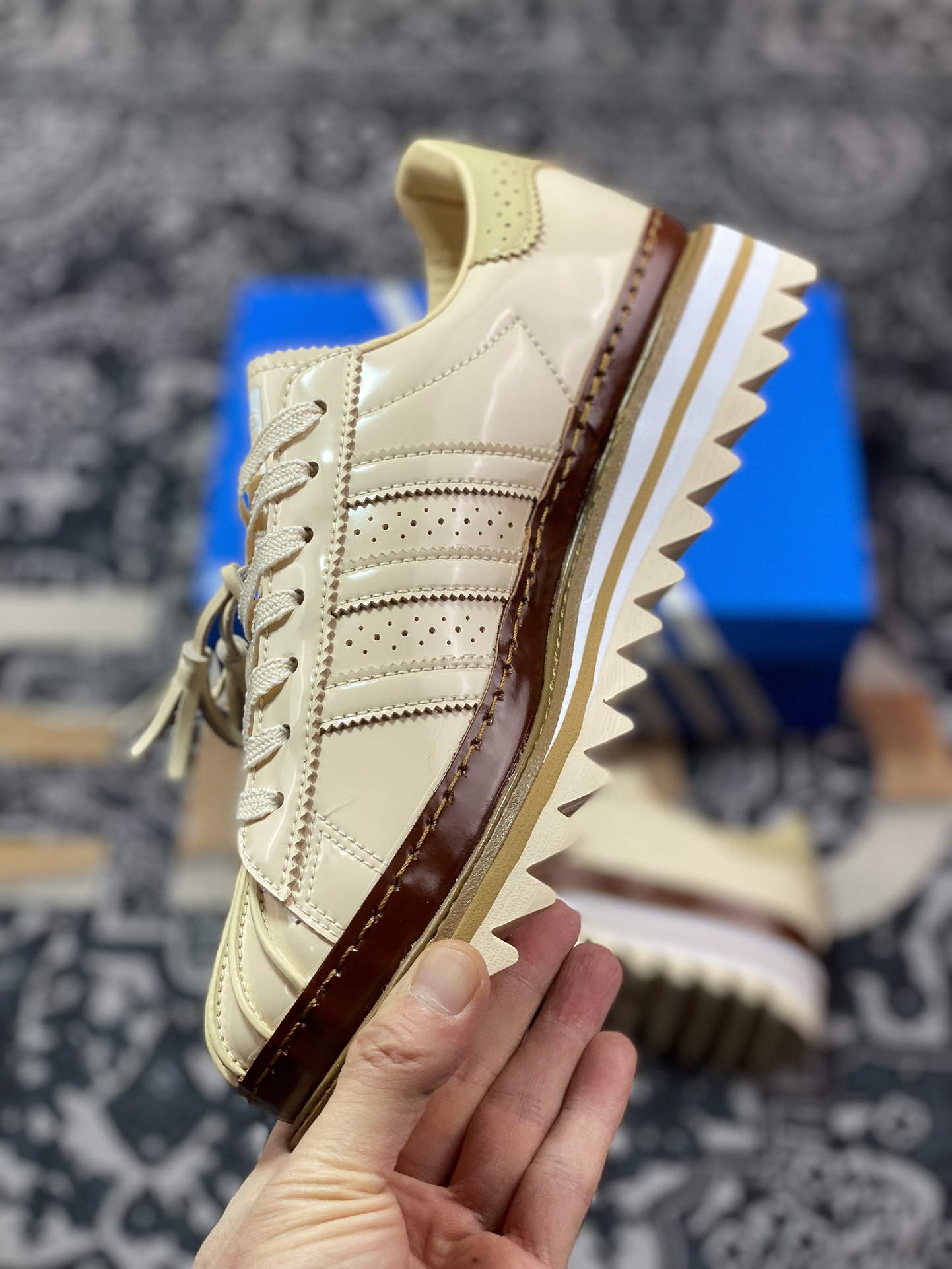 原装级别CLOT x Adidas originals Superstar 褐色 陈冠希联名锯齿休闲板鞋  JQ6117