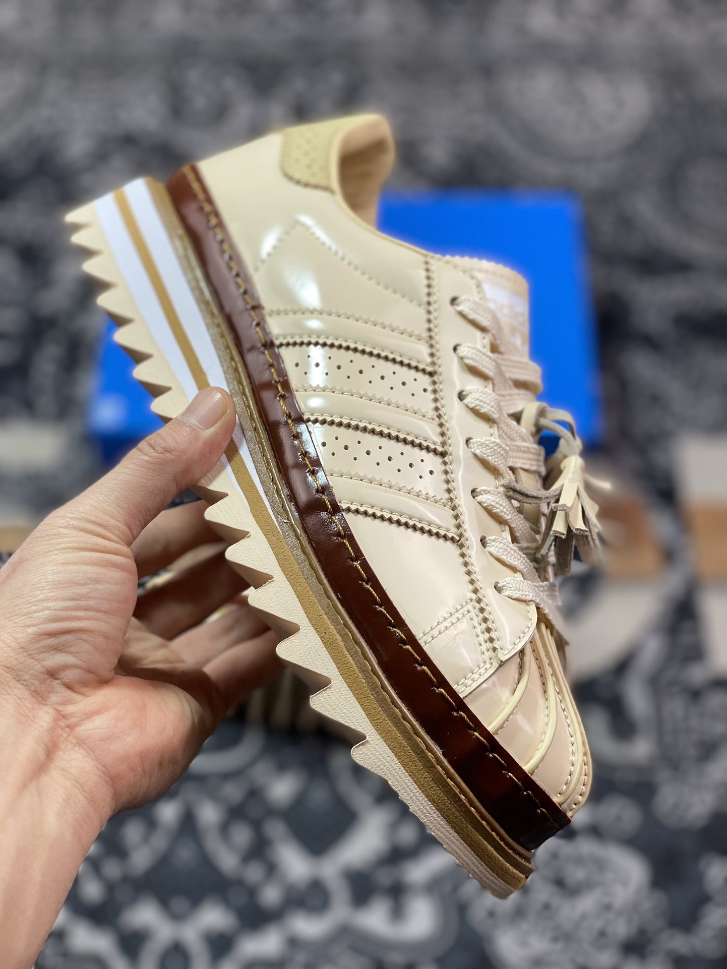 原装级别CLOT x Adidas originals Superstar 褐色 陈冠希联名锯齿休闲板鞋  JQ6117