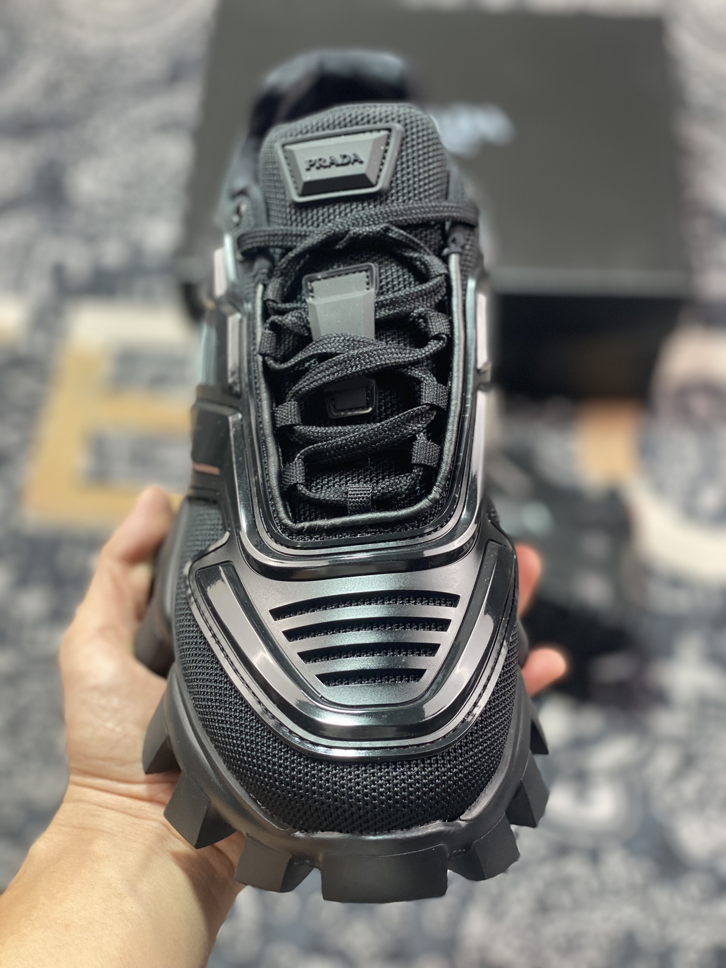 普拉达Prada Cloudbust Thunder Low Sneakers 风暴雷电休闲运动鞋“武士黑红标” 2EG293_3KZU_F0002