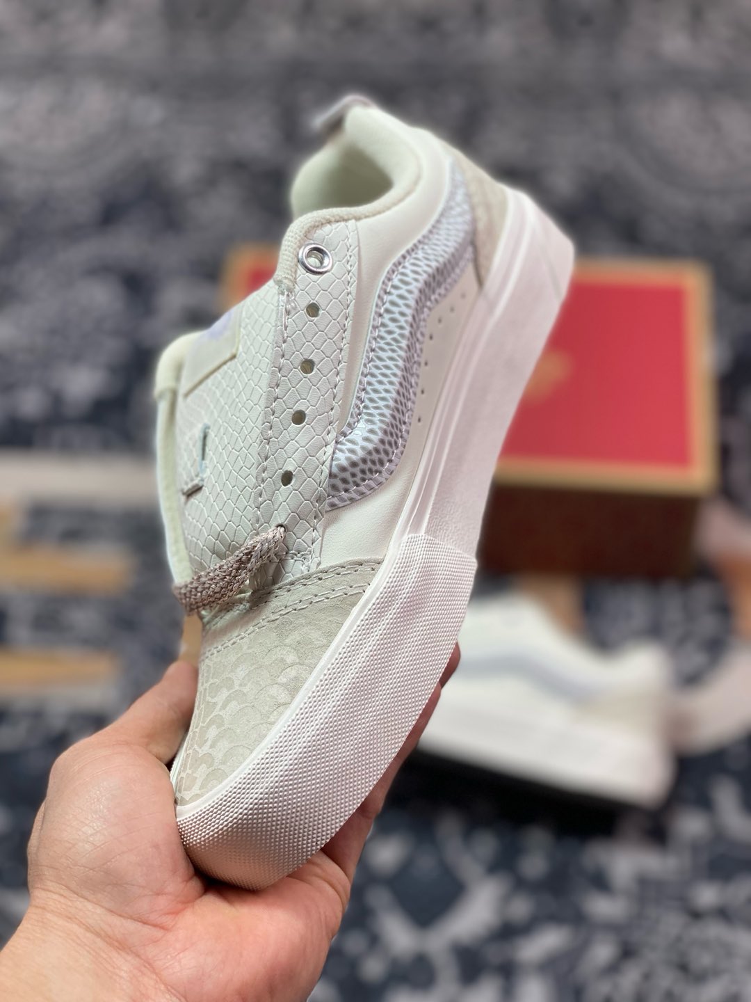 真标  Vans Knu Skool 蛇年限定 敢爱敢出格 蛇年生肖款面包鞋 小