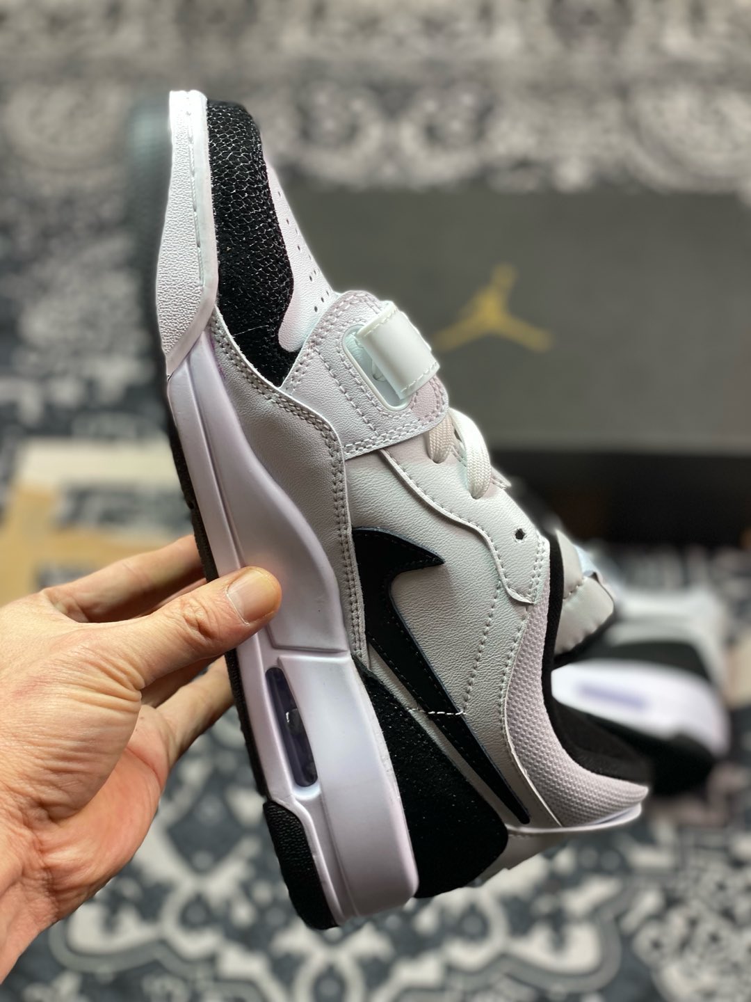 优选 原装级别 最强312 Air Jordan Legacy 312 Low 有着交错结合的设计 FQ7827-110