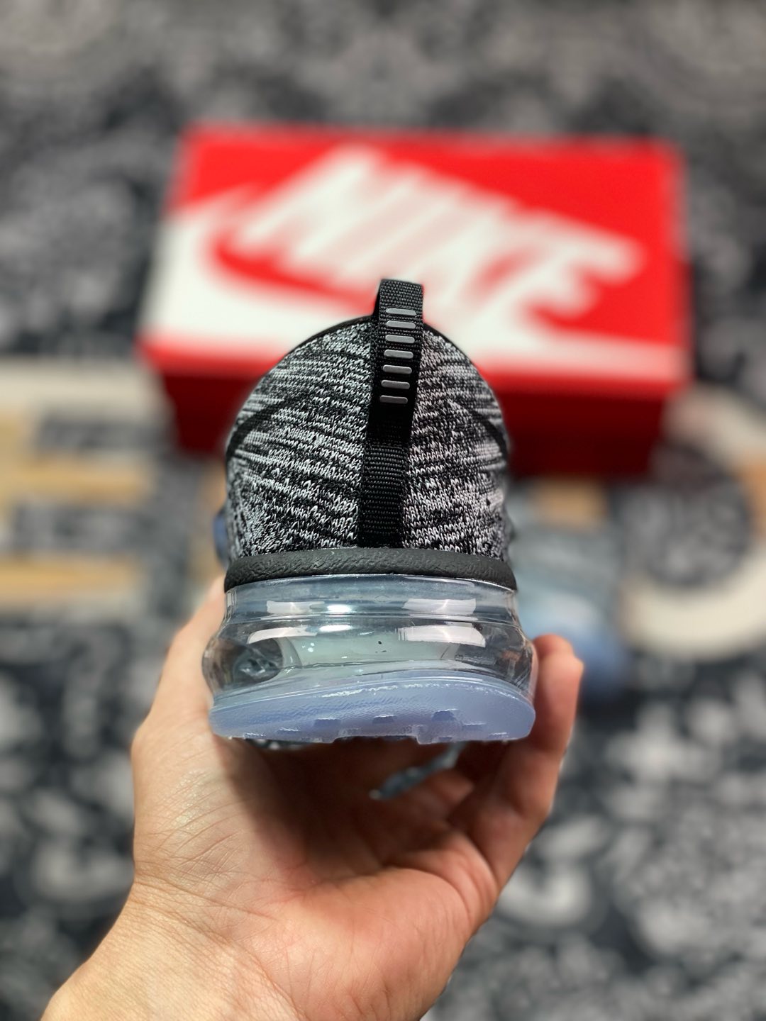 耐克Nike Flyknit Air Max”Oreo”系列低帮飞线针织休闲全掌气垫慢跑鞋“针织黑灰奥利奥”620469-105