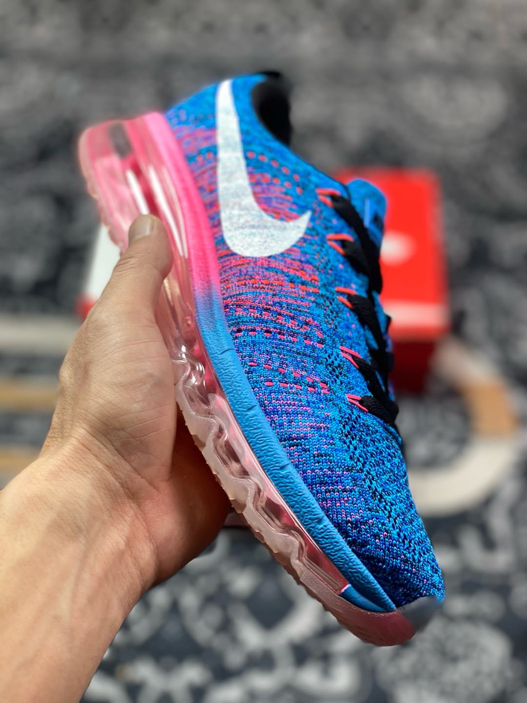 耐克Nike Flyknit Air Max”Blue Glow Pink”系列低帮飞线针织休闲气垫慢跑鞋“针织宝蓝粉白”620469-014