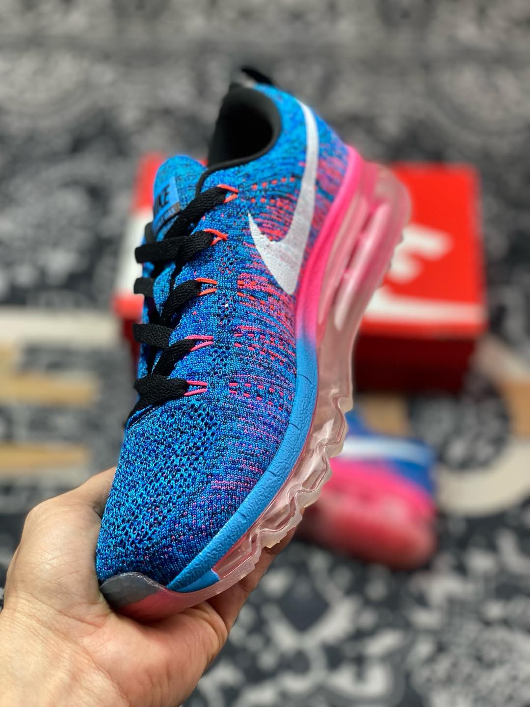 耐克Nike Flyknit Air Max”Blue Glow Pink”系列低帮飞线针织休闲气垫慢跑鞋“针织宝蓝粉白”620469-014