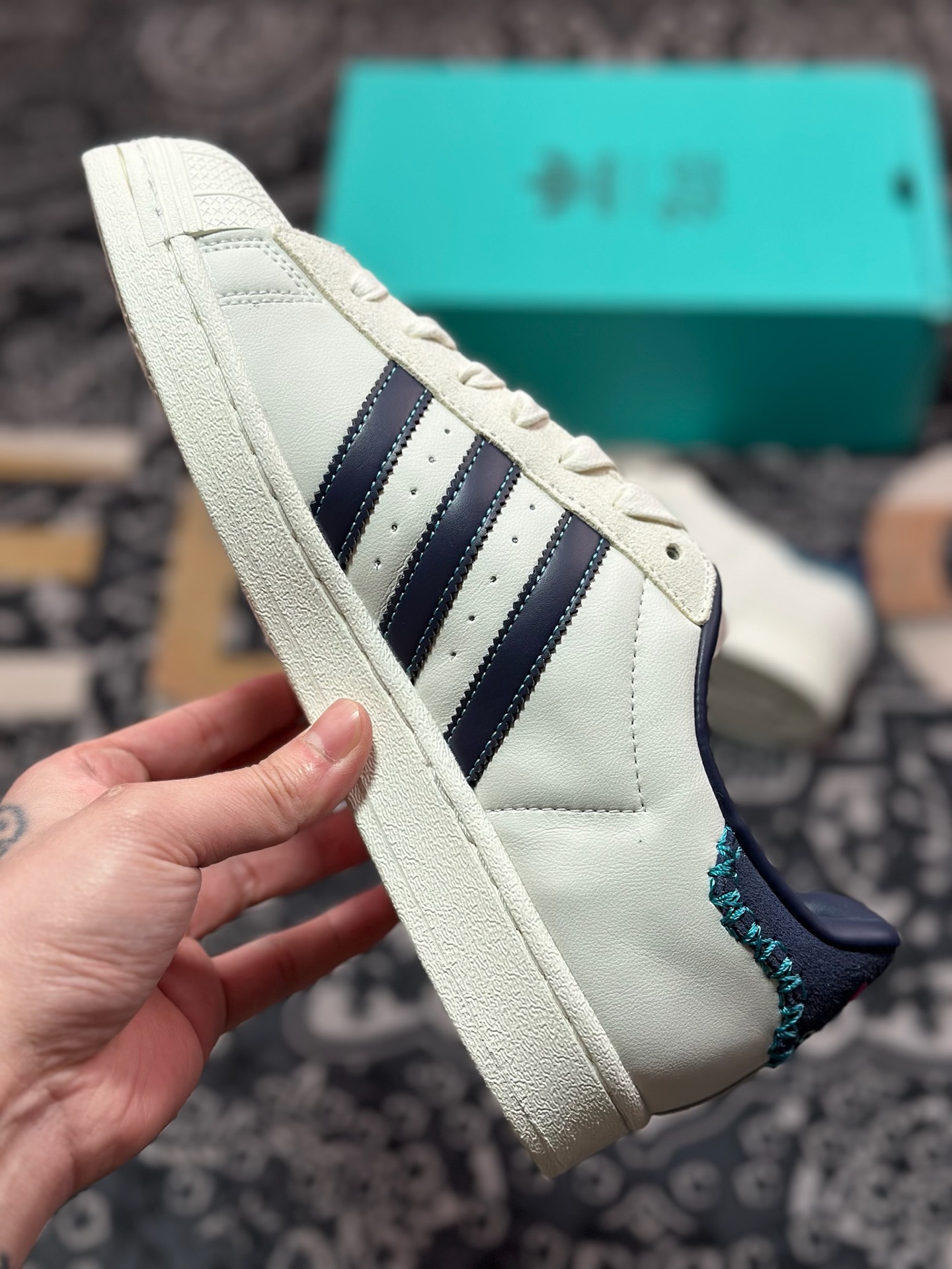 A3160  原厂级别Adidas 三叶草 Superstar 贝壳头 板鞋/白蓝灰  ID1139