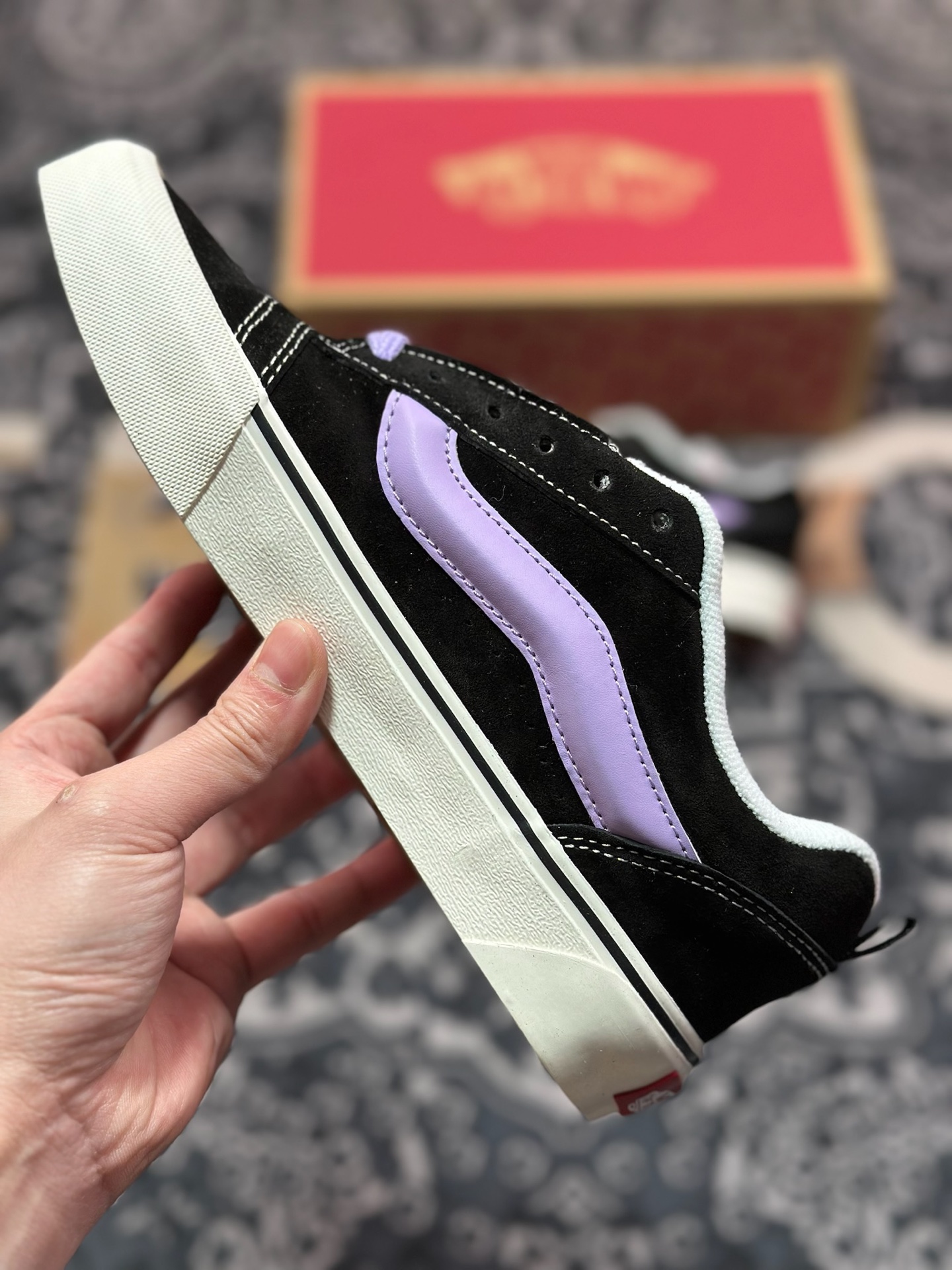 A2140   Vans Knu Skool 紫葡之恋 面包鞋 舒适时尚防滑耐磨低帮休闲板鞋   VN0009QC6BT1