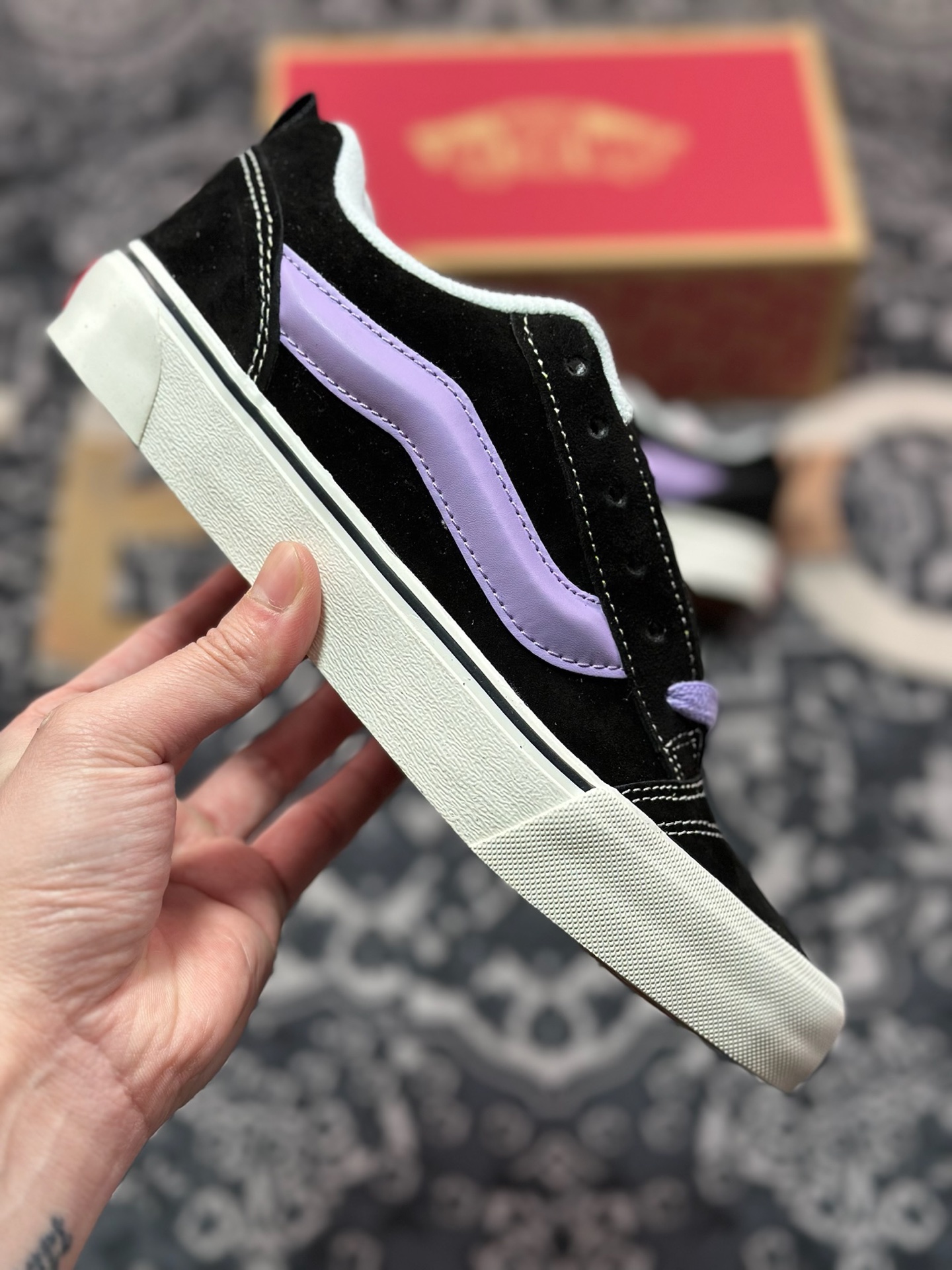 A2140   Vans Knu Skool 紫葡之恋 面包鞋 舒适时尚防滑耐磨低帮休闲板鞋   VN0009QC6BT1